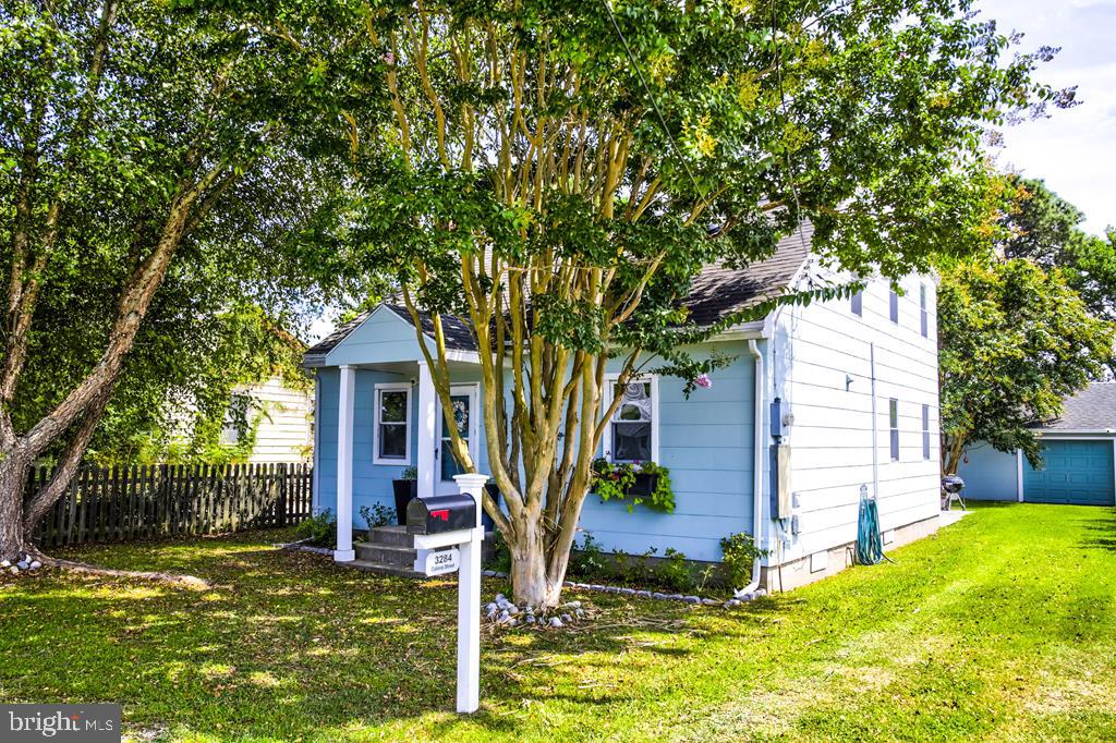3284 COLONA ST, CHINCOTEAGUE ISLAND, Virginia 23336, 3 Bedrooms Bedrooms, ,2 BathroomsBathrooms,Residential,For sale,3284 COLONA ST,VAAC2002204 MLS # VAAC2002204