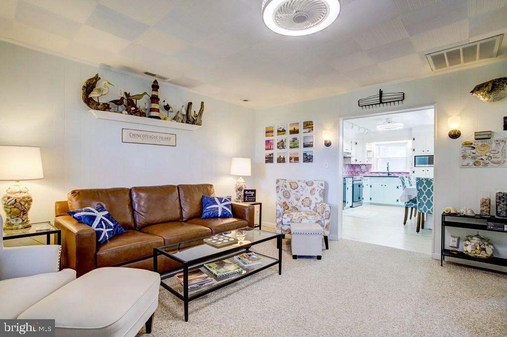 3284 COLONA ST, CHINCOTEAGUE ISLAND, Virginia 23336, 3 Bedrooms Bedrooms, ,2 BathroomsBathrooms,Residential,For sale,3284 COLONA ST,VAAC2002204 MLS # VAAC2002204