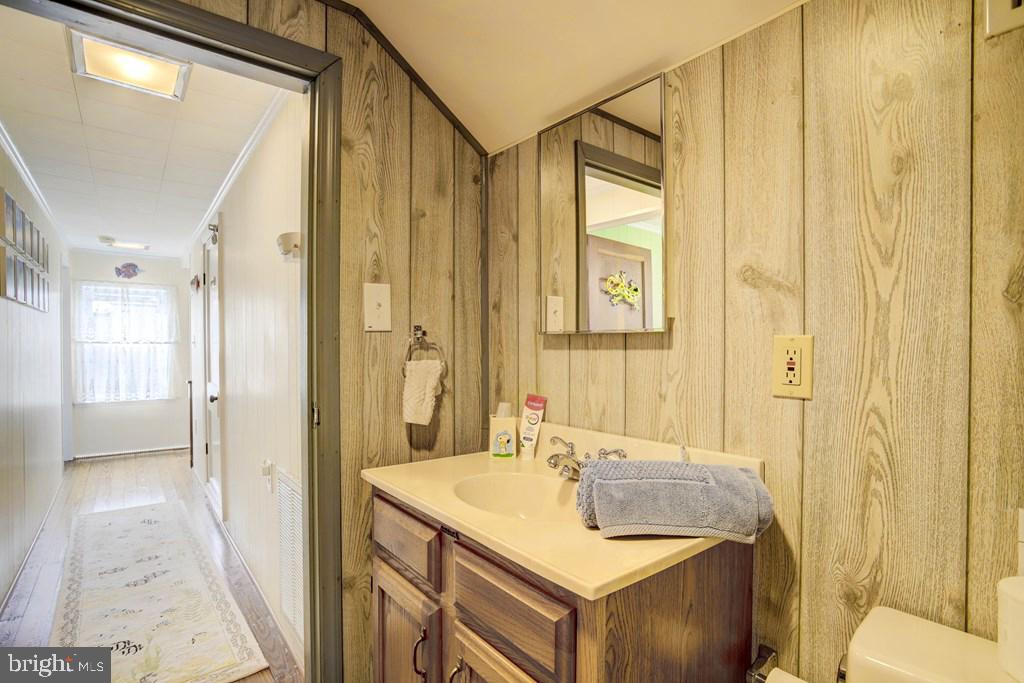 3284 COLONA ST, CHINCOTEAGUE ISLAND, Virginia 23336, 3 Bedrooms Bedrooms, ,2 BathroomsBathrooms,Residential,For sale,3284 COLONA ST,VAAC2002204 MLS # VAAC2002204