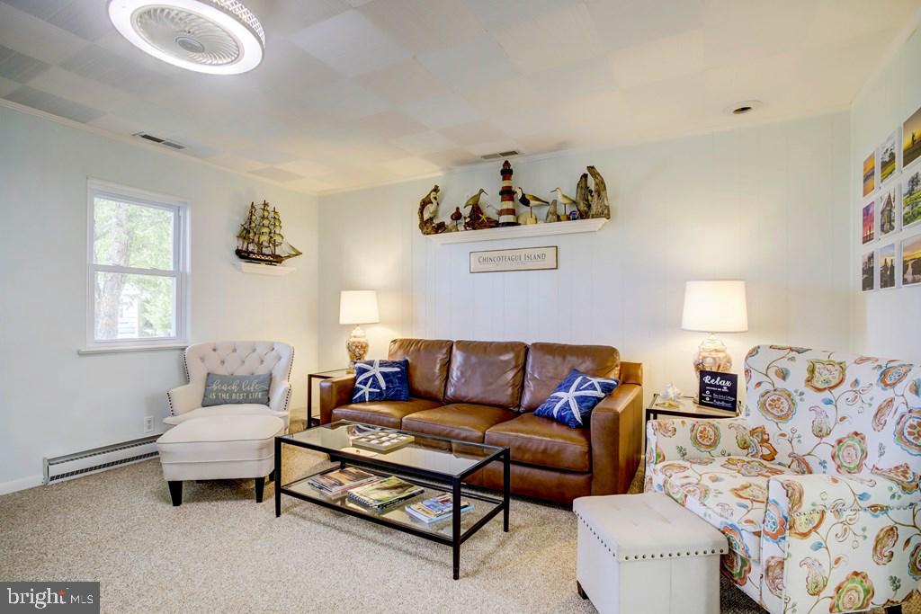 3284 COLONA ST, CHINCOTEAGUE ISLAND, Virginia 23336, 3 Bedrooms Bedrooms, ,2 BathroomsBathrooms,Residential,For sale,3284 COLONA ST,VAAC2002204 MLS # VAAC2002204