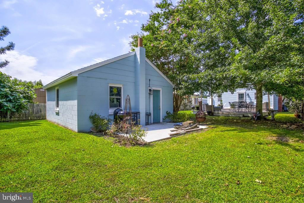 3284 COLONA ST, CHINCOTEAGUE ISLAND, Virginia 23336, 3 Bedrooms Bedrooms, ,2 BathroomsBathrooms,Residential,For sale,3284 COLONA ST,VAAC2002204 MLS # VAAC2002204