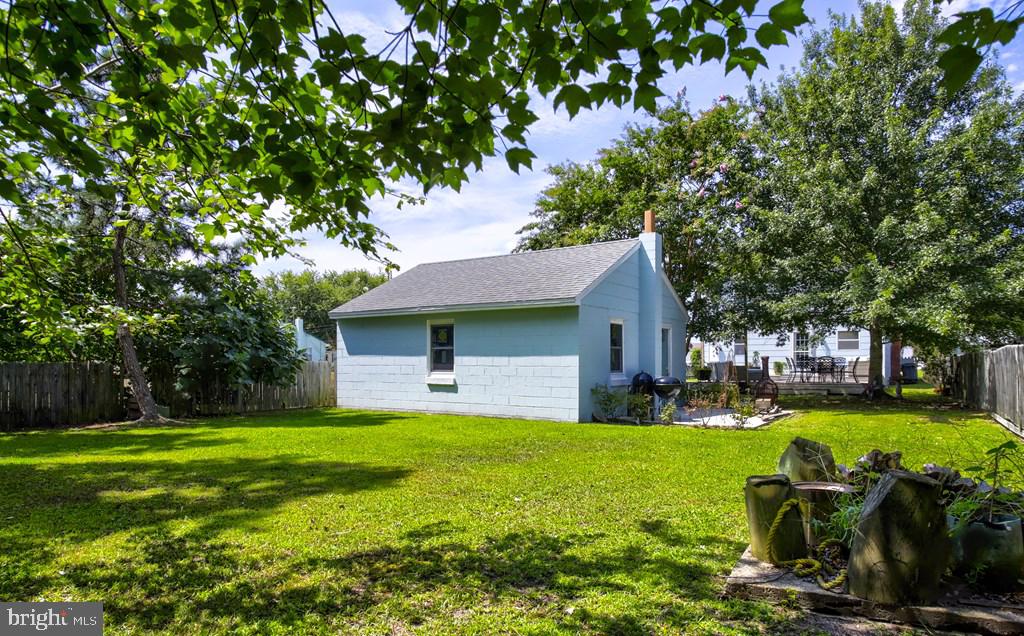 3284 COLONA ST, CHINCOTEAGUE ISLAND, Virginia 23336, 3 Bedrooms Bedrooms, ,2 BathroomsBathrooms,Residential,For sale,3284 COLONA ST,VAAC2002204 MLS # VAAC2002204