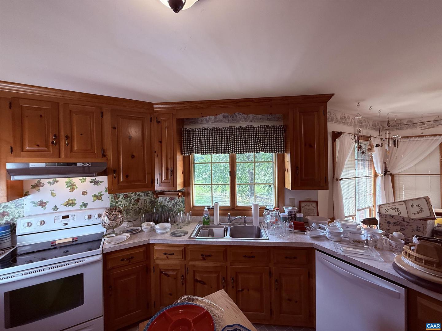 5051 SHANNON HILL RD, KENTS STORE, Virginia 23084, 2 Bedrooms Bedrooms, ,2 BathroomsBathrooms,Residential,For sale,5051 SHANNON HILL RD,668367 MLS # 668367