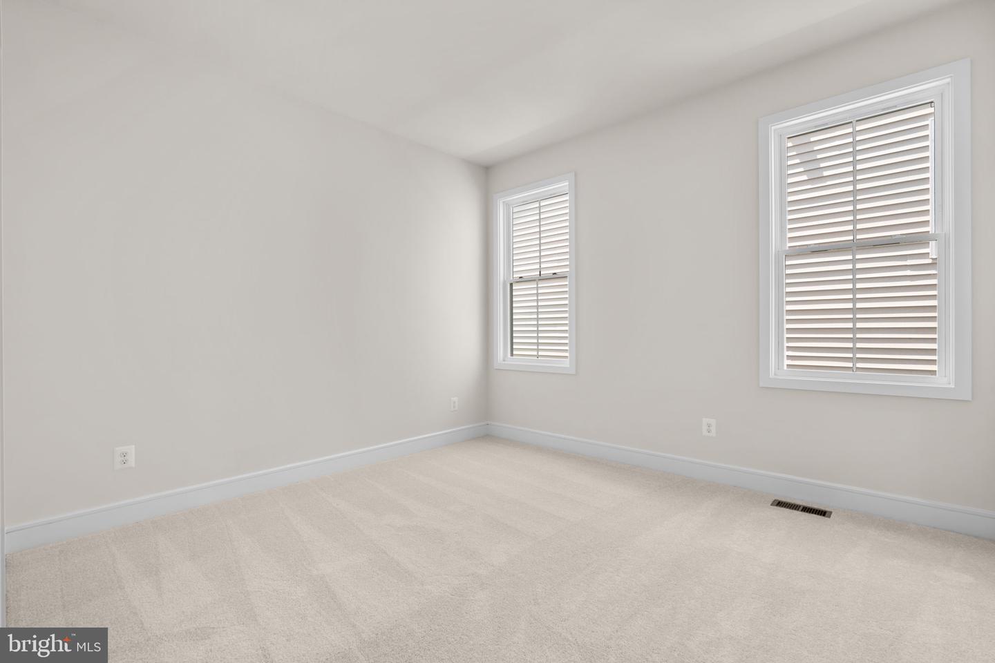 41878 NIGHT NURSE CIR, BRAMBLETON, Virginia 20148, 5 Bedrooms Bedrooms, ,4 BathroomsBathrooms,Residential,For sale,41878 NIGHT NURSE CIR,VALO2105672 MLS # VALO2105672