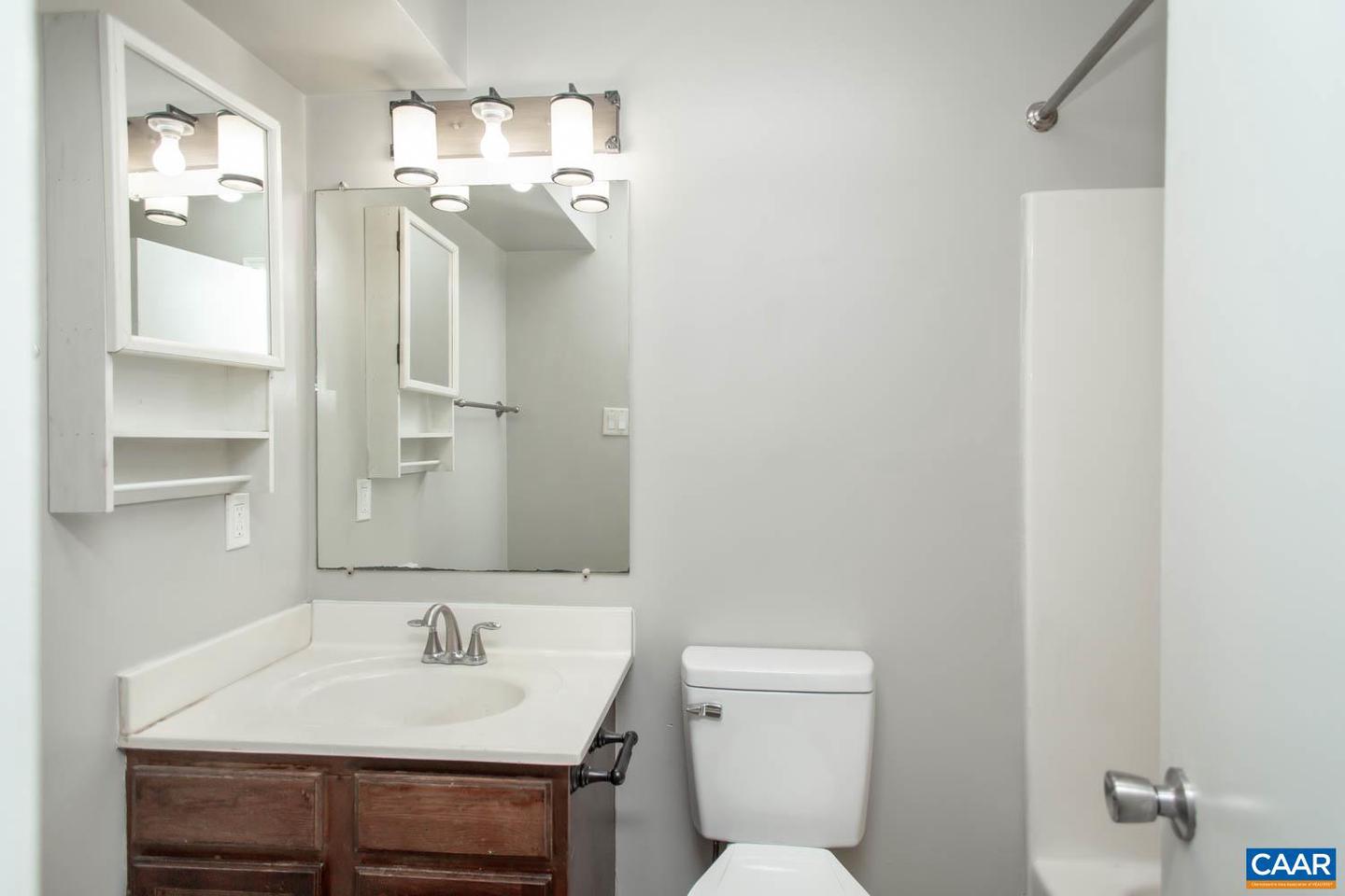 935 RIVES ST, CHARLOTTESVILLE, Virginia 22902, 3 Bedrooms Bedrooms, ,2 BathroomsBathrooms,Residential,For sale,935 RIVES ST,662051 MLS # 662051