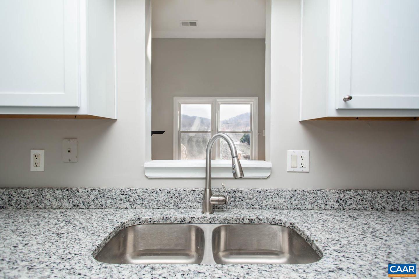 935 RIVES ST, CHARLOTTESVILLE, Virginia 22902, 3 Bedrooms Bedrooms, ,2 BathroomsBathrooms,Residential,For sale,935 RIVES ST,662051 MLS # 662051