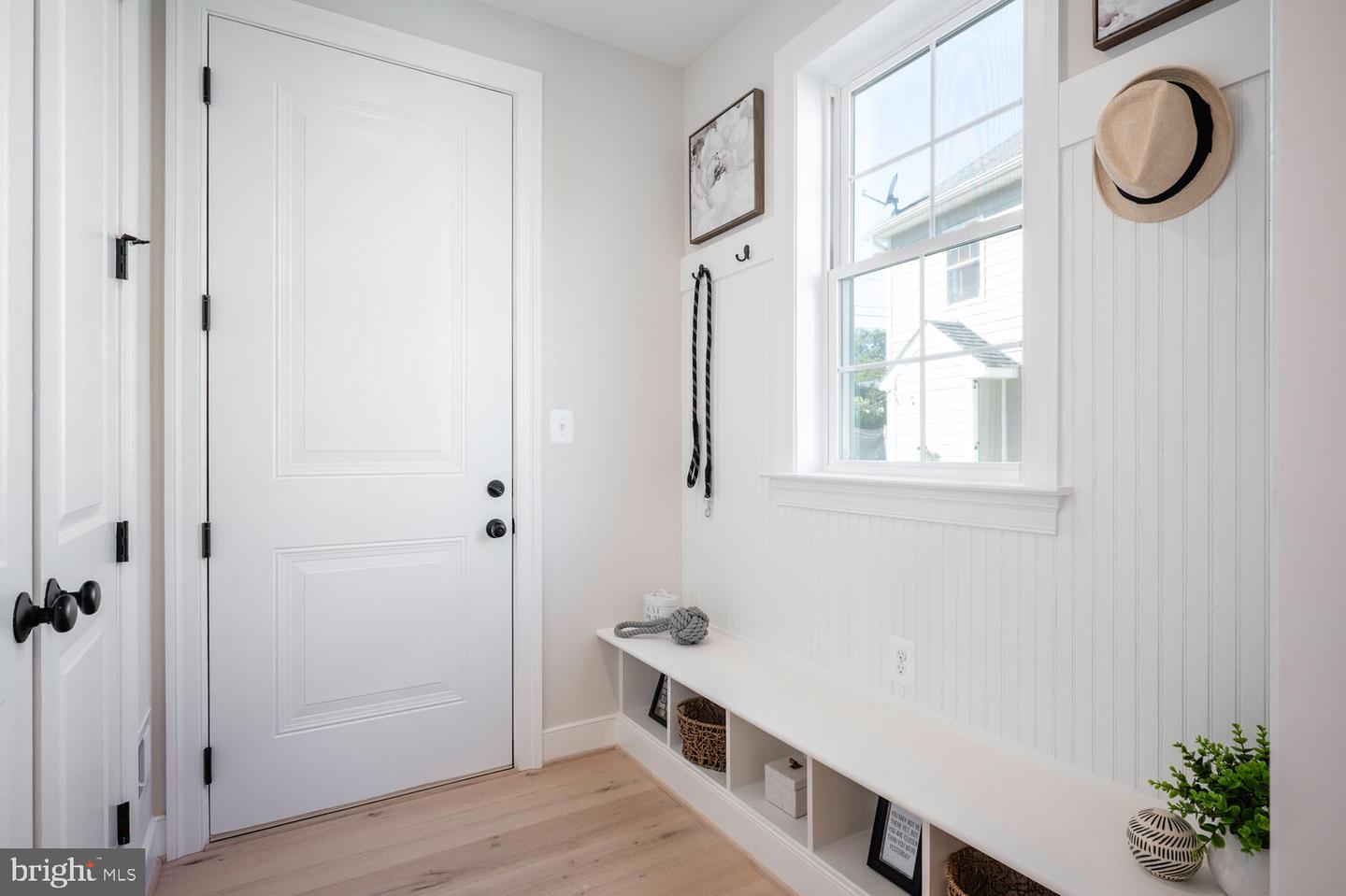 2641 N OHIO ST N, ARLINGTON, Virginia 22207, 6 Bedrooms Bedrooms, ,5 BathroomsBathrooms,Residential,For sale,2641 N OHIO ST N,VAAR2056056 MLS # VAAR2056056