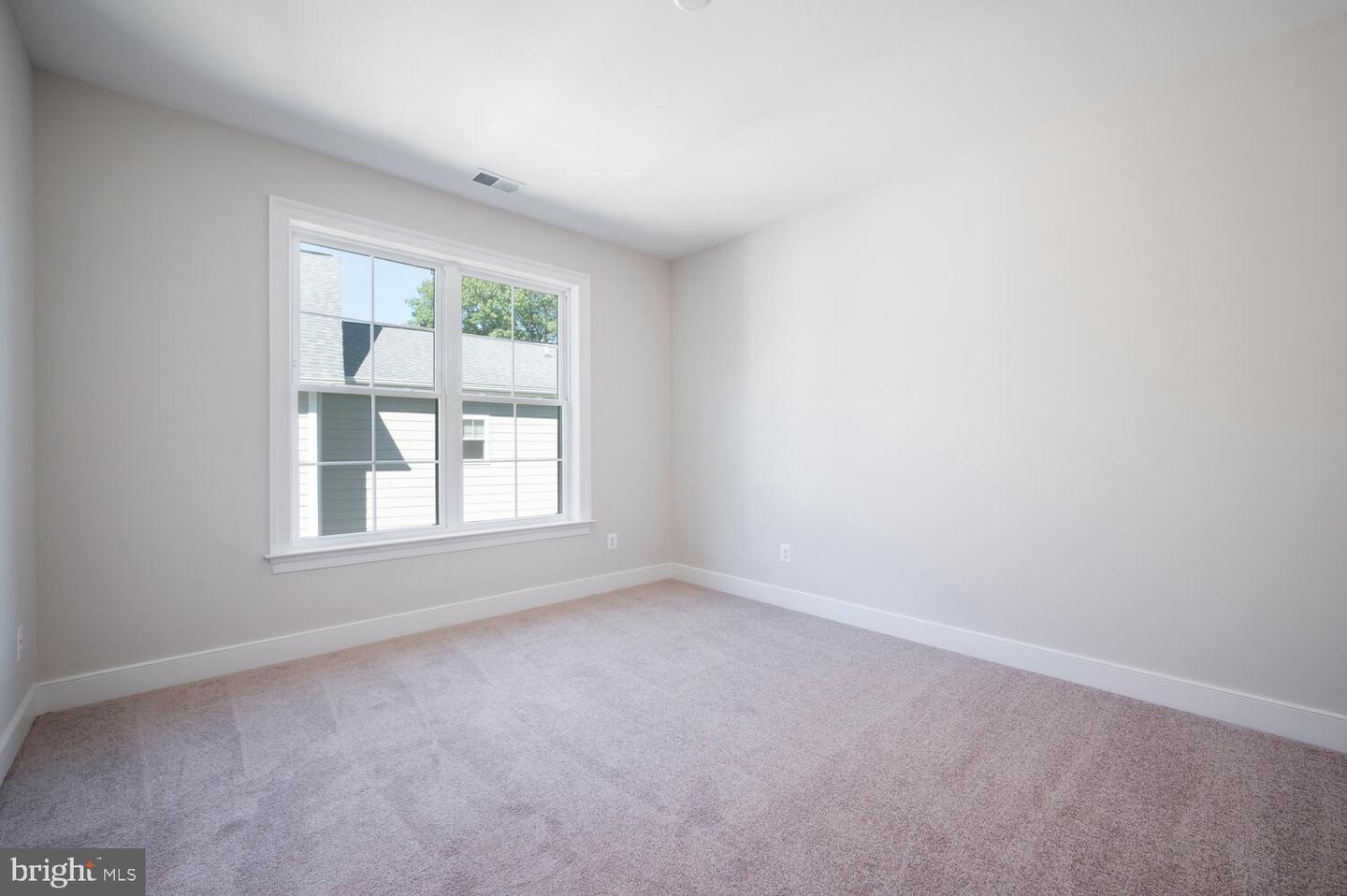 2641 N OHIO ST N, ARLINGTON, Virginia 22207, 6 Bedrooms Bedrooms, ,5 BathroomsBathrooms,Residential,For sale,2641 N OHIO ST N,VAAR2056056 MLS # VAAR2056056