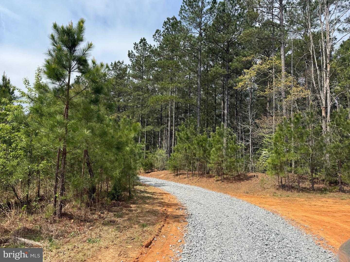 TBD 1 COVERED BRIDGE RD, KENTS STORE, Virginia 23084, ,Land,For sale,TBD 1 COVERED BRIDGE RD,VAFN2000498 MLS # VAFN2000498