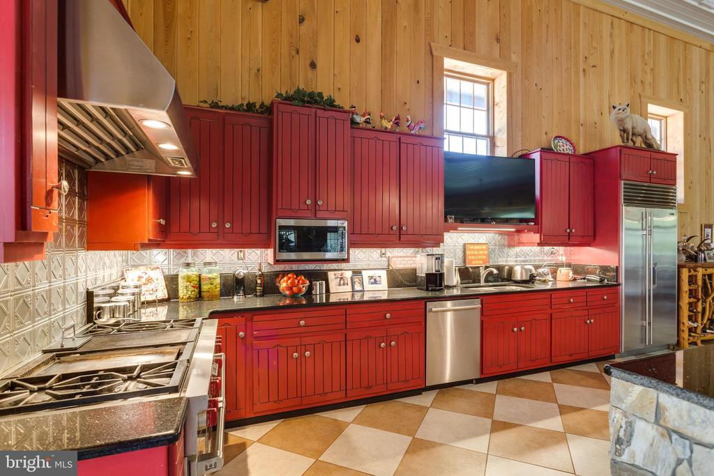 240 STONELEIGH RD, PALMYRA, Virginia 22963, 6 Bedrooms Bedrooms, ,4 BathroomsBathrooms,Residential,240 STONELEIGH RD,VAFN2000496 MLS # VAFN2000496