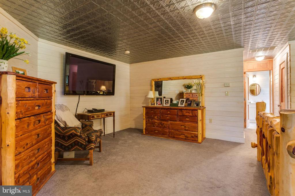 240 STONELEIGH RD, PALMYRA, Virginia 22963, 6 Bedrooms Bedrooms, ,4 BathroomsBathrooms,Residential,240 STONELEIGH RD,VAFN2000496 MLS # VAFN2000496