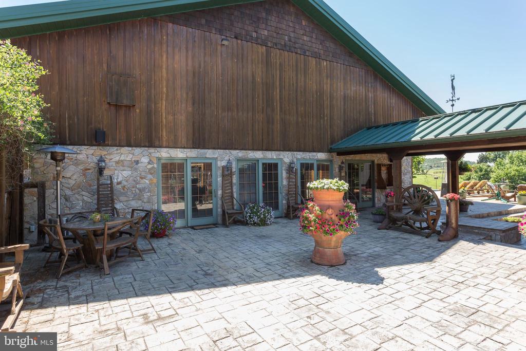240 STONELEIGH RD, PALMYRA, Virginia 22963, 6 Bedrooms Bedrooms, ,4 BathroomsBathrooms,Residential,240 STONELEIGH RD,VAFN2000496 MLS # VAFN2000496