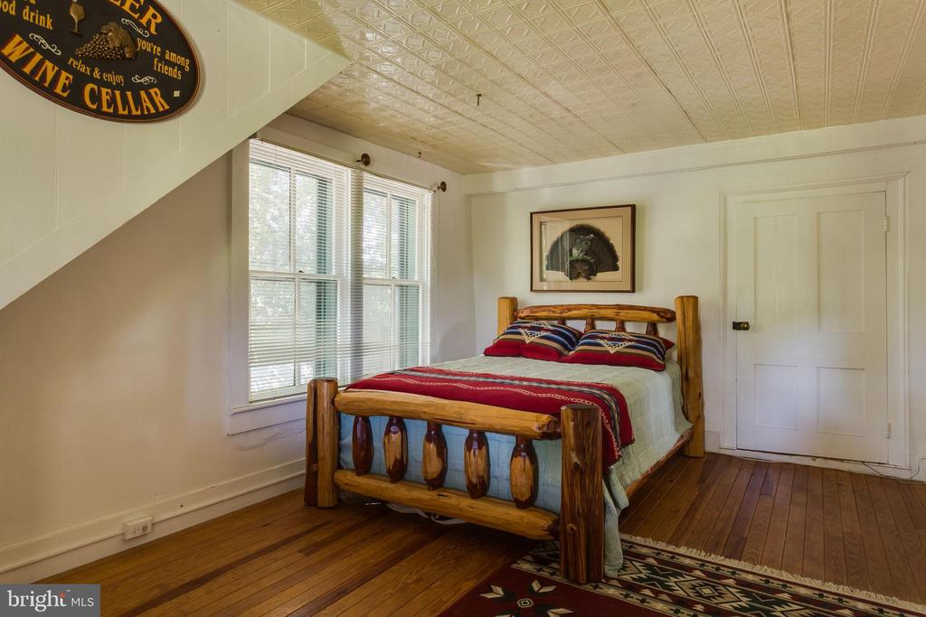 240 STONELEIGH RD, PALMYRA, Virginia 22963, 6 Bedrooms Bedrooms, ,4 BathroomsBathrooms,Residential,240 STONELEIGH RD,VAFN2000496 MLS # VAFN2000496