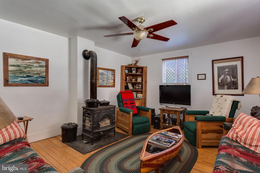 240 STONELEIGH RD, PALMYRA, Virginia 22963, 6 Bedrooms Bedrooms, ,4 BathroomsBathrooms,Residential,240 STONELEIGH RD,VAFN2000496 MLS # VAFN2000496
