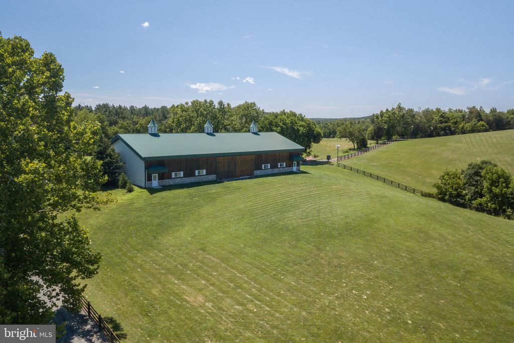 240 STONELEIGH RD, PALMYRA, Virginia 22963, 6 Bedrooms Bedrooms, ,4 BathroomsBathrooms,Residential,240 STONELEIGH RD,VAFN2000496 MLS # VAFN2000496