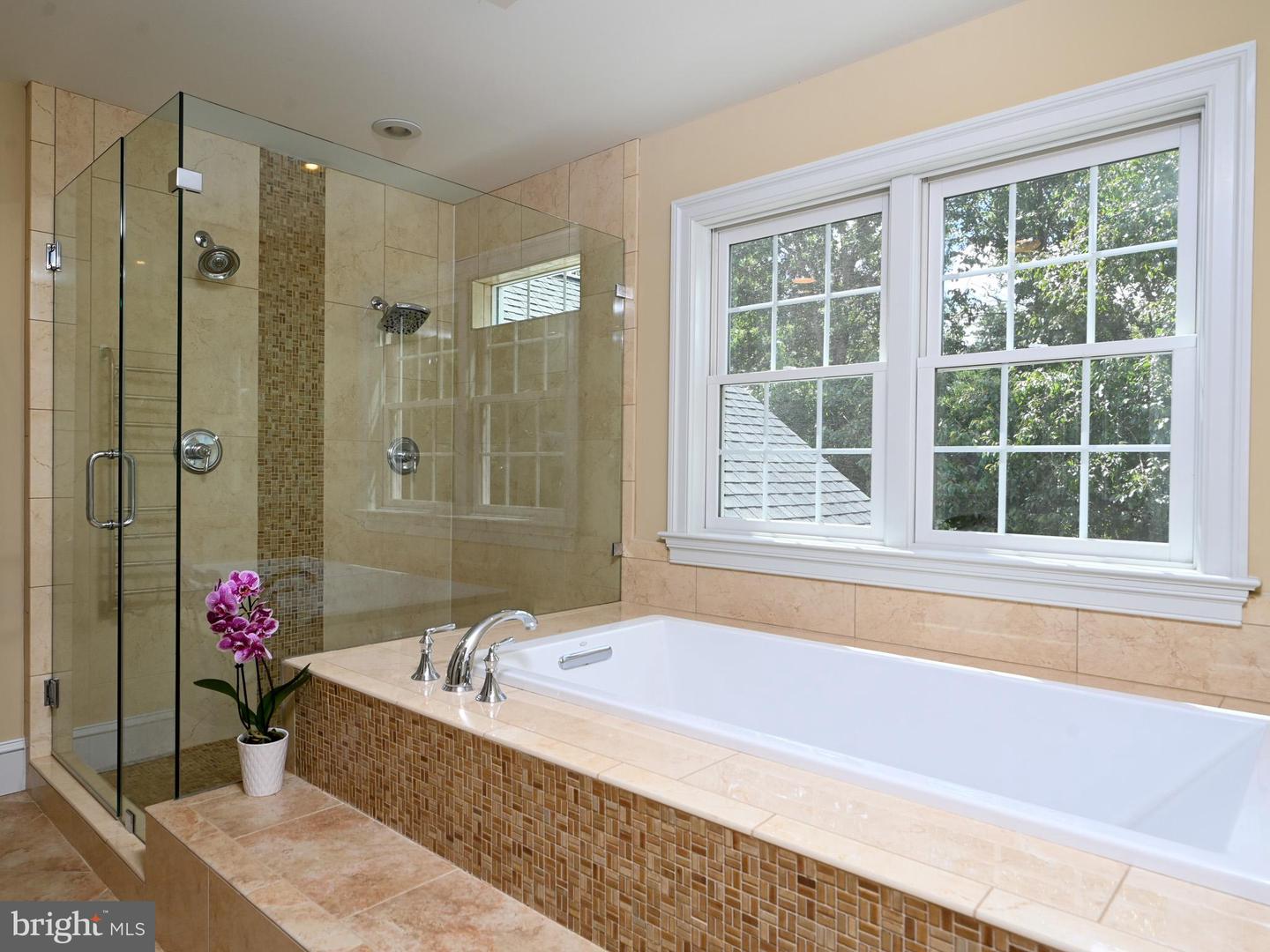 6304 HUNT CHASE CT, CENTREVILLE, Virginia 20120, 5 Bedrooms Bedrooms, 24 Rooms Rooms,5 BathroomsBathrooms,Residential,For sale,6304 HUNT CHASE CT,VAFX2246986 MLS # VAFX2246986