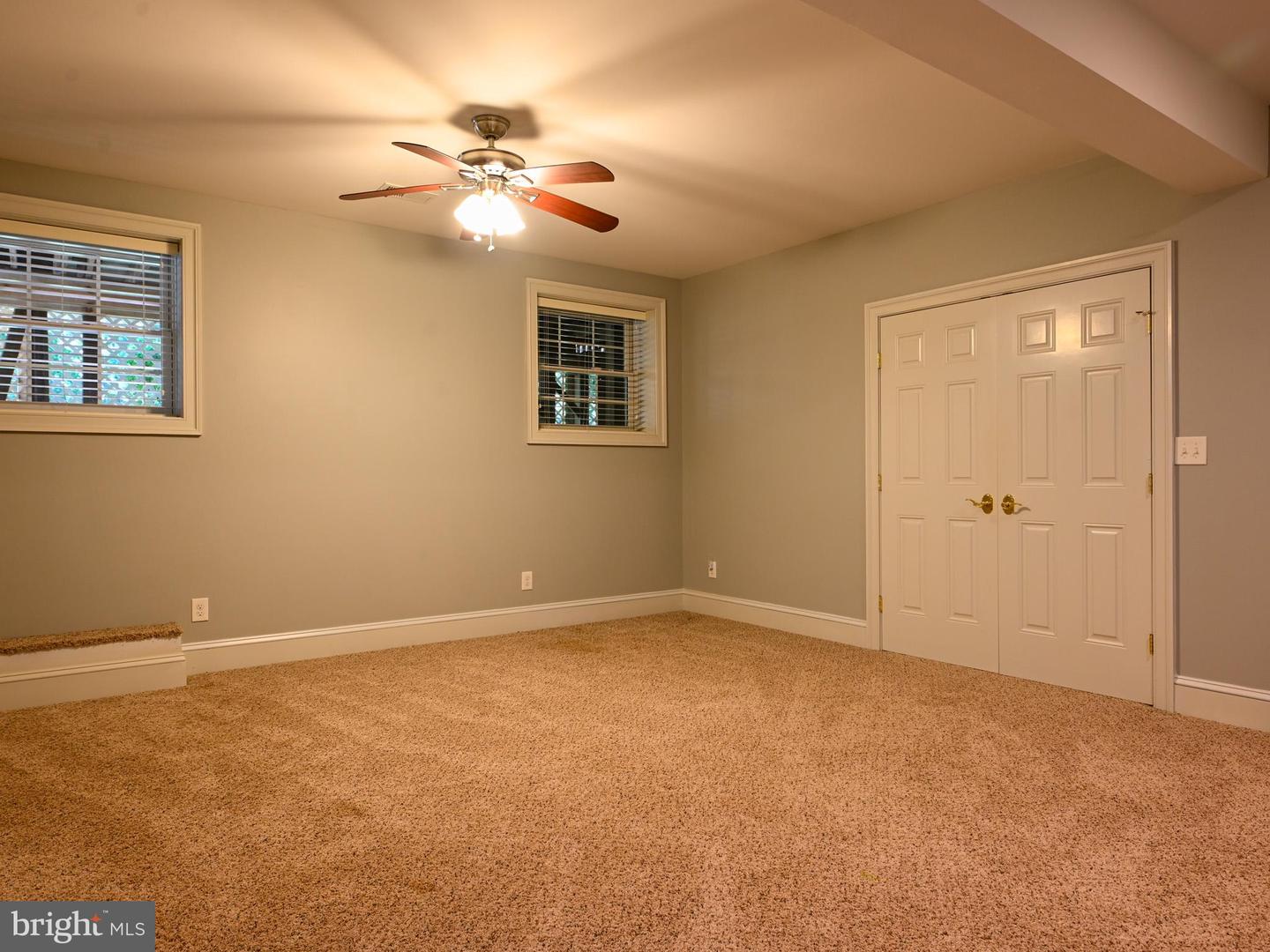 6304 HUNT CHASE CT, CENTREVILLE, Virginia 20120, 5 Bedrooms Bedrooms, 24 Rooms Rooms,5 BathroomsBathrooms,Residential,For sale,6304 HUNT CHASE CT,VAFX2246986 MLS # VAFX2246986
