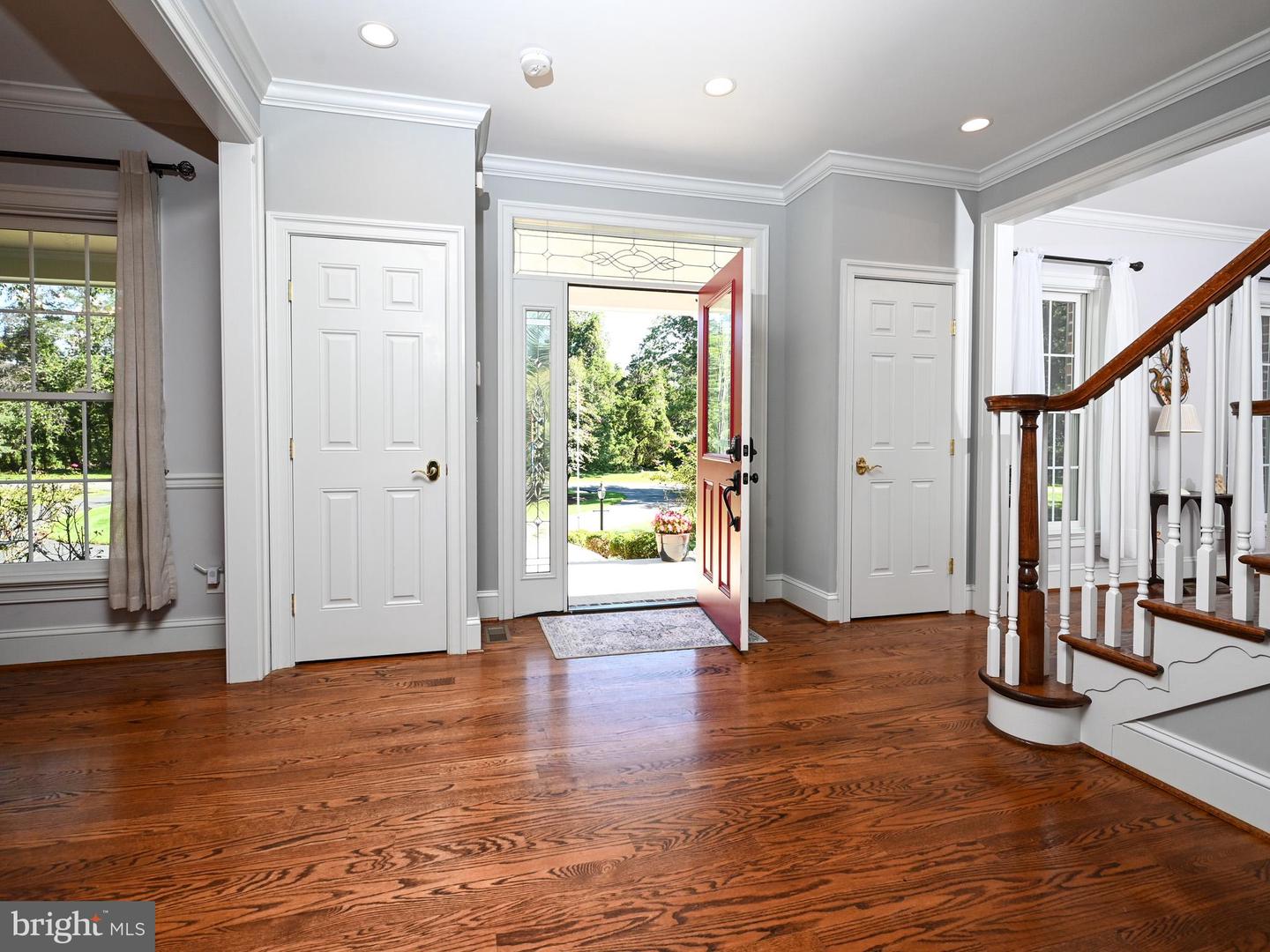 6304 HUNT CHASE CT, CENTREVILLE, Virginia 20120, 5 Bedrooms Bedrooms, 24 Rooms Rooms,5 BathroomsBathrooms,Residential,For sale,6304 HUNT CHASE CT,VAFX2246986 MLS # VAFX2246986