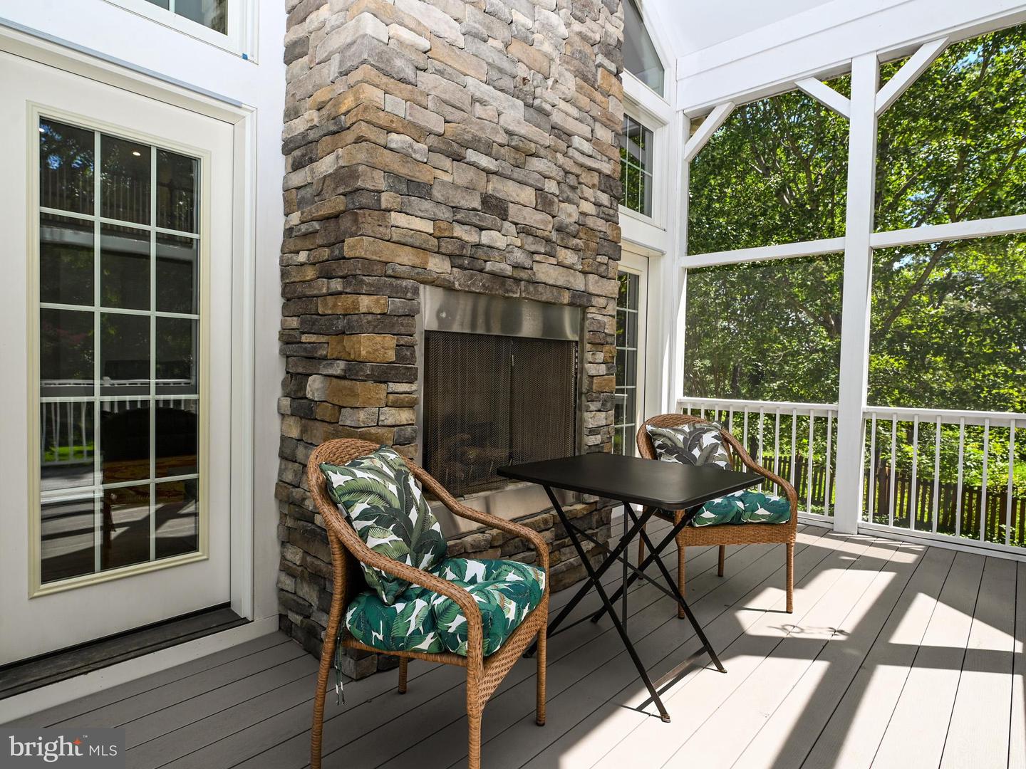 6304 HUNT CHASE CT, CENTREVILLE, Virginia 20120, 5 Bedrooms Bedrooms, 24 Rooms Rooms,5 BathroomsBathrooms,Residential,For sale,6304 HUNT CHASE CT,VAFX2246986 MLS # VAFX2246986