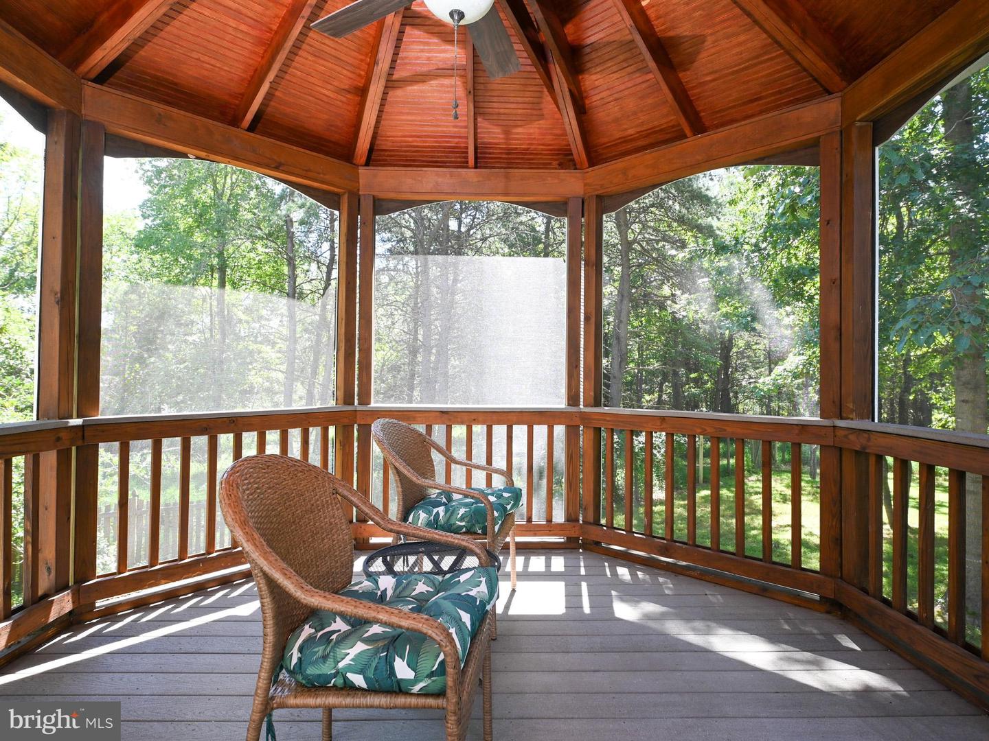 6304 HUNT CHASE CT, CENTREVILLE, Virginia 20120, 5 Bedrooms Bedrooms, 24 Rooms Rooms,5 BathroomsBathrooms,Residential,For sale,6304 HUNT CHASE CT,VAFX2246986 MLS # VAFX2246986