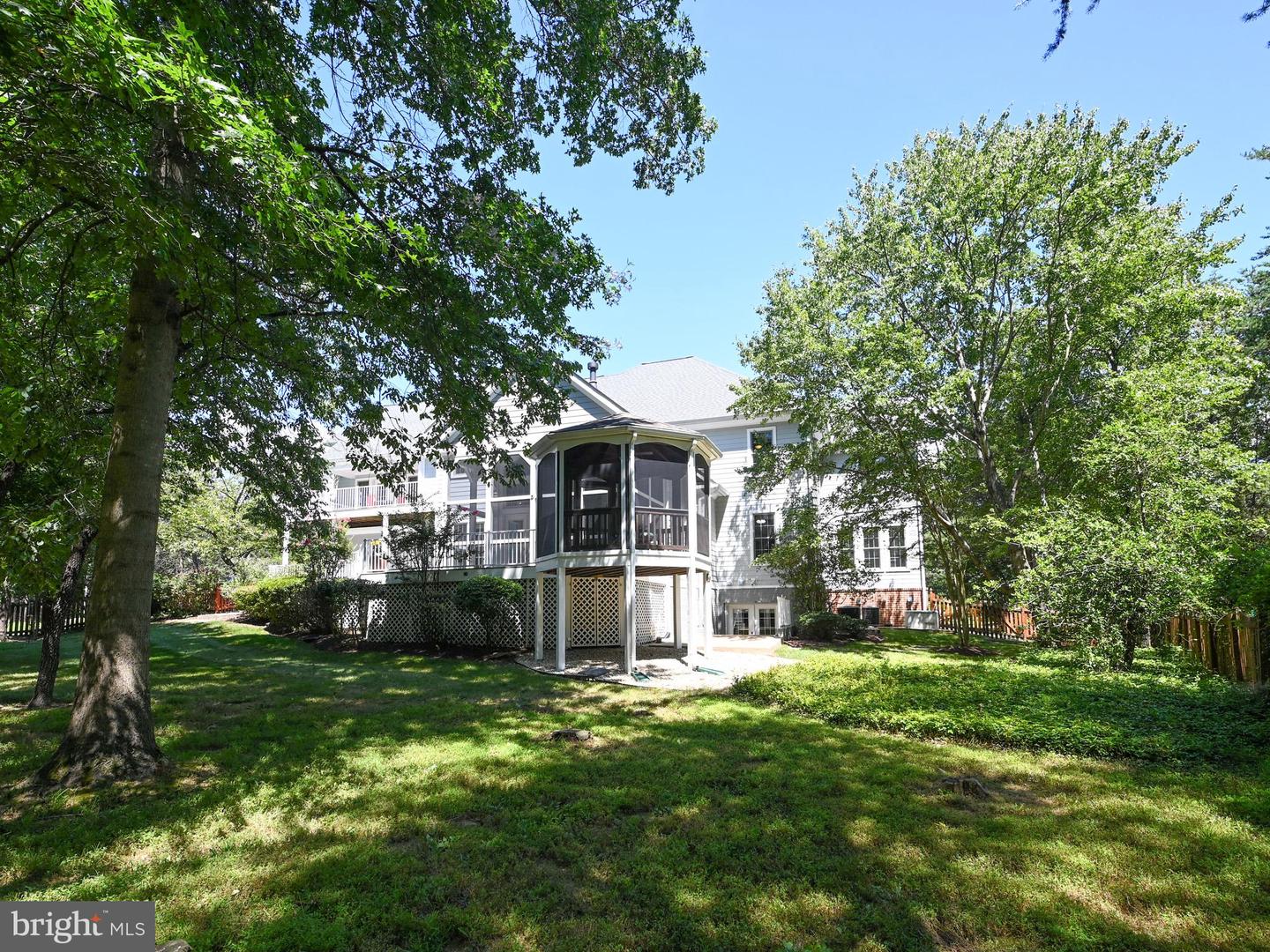 6304 HUNT CHASE CT, CENTREVILLE, Virginia 20120, 5 Bedrooms Bedrooms, 24 Rooms Rooms,5 BathroomsBathrooms,Residential,For sale,6304 HUNT CHASE CT,VAFX2246986 MLS # VAFX2246986
