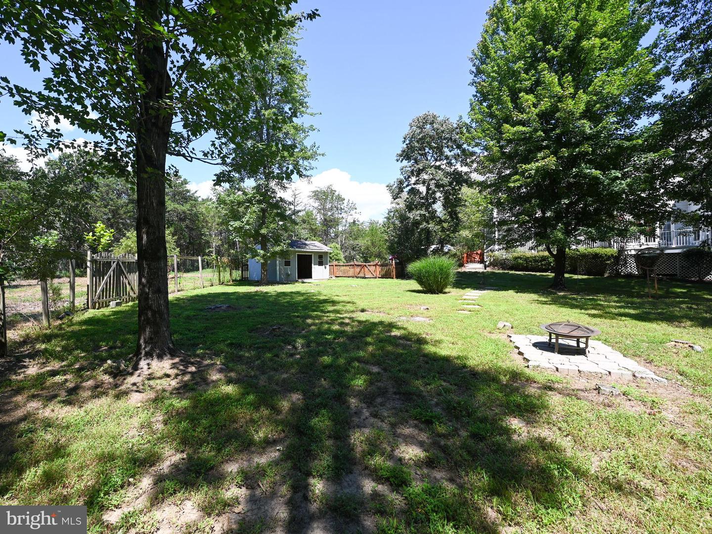6304 HUNT CHASE CT, CENTREVILLE, Virginia 20120, 5 Bedrooms Bedrooms, 24 Rooms Rooms,5 BathroomsBathrooms,Residential,For sale,6304 HUNT CHASE CT,VAFX2246986 MLS # VAFX2246986