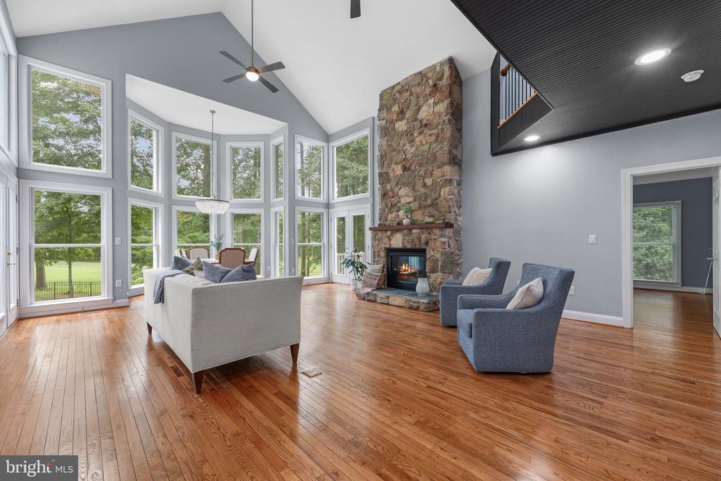 11607 FAWN LAKE PKWY, SPOTSYLVANIA, Virginia 22551, 5 Bedrooms Bedrooms, ,4 BathroomsBathrooms,Residential,11607 FAWN LAKE PKWY,VASP2035718 MLS # VASP2035718
