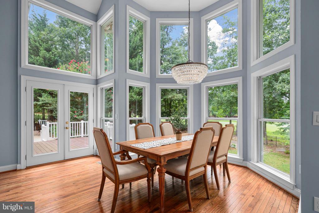 11607 FAWN LAKE PKWY, SPOTSYLVANIA, Virginia 22551, 5 Bedrooms Bedrooms, ,4 BathroomsBathrooms,Residential,11607 FAWN LAKE PKWY,VASP2035718 MLS # VASP2035718