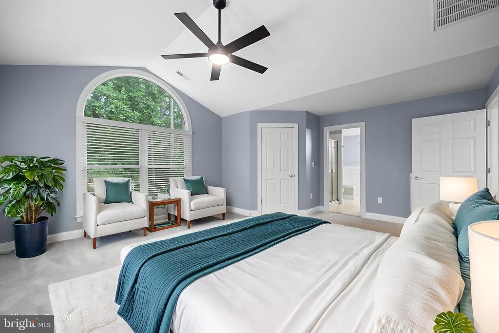 11607 FAWN LAKE PKWY, SPOTSYLVANIA, Virginia 22551, 5 Bedrooms Bedrooms, ,4 BathroomsBathrooms,Residential,11607 FAWN LAKE PKWY,VASP2035718 MLS # VASP2035718