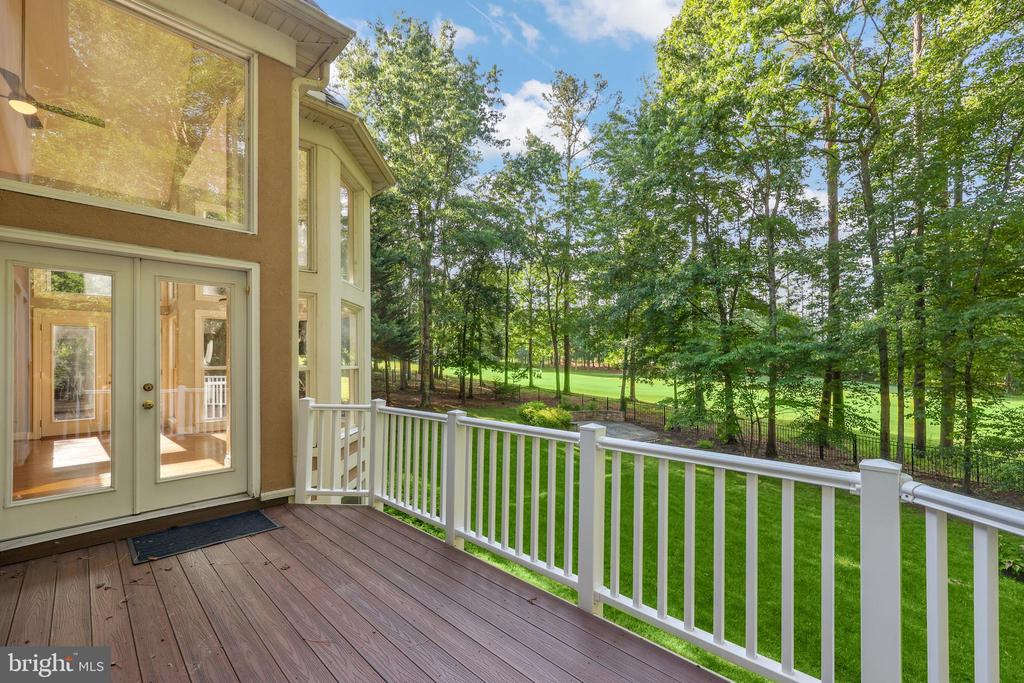 11607 FAWN LAKE PKWY, SPOTSYLVANIA, Virginia 22551, 5 Bedrooms Bedrooms, ,4 BathroomsBathrooms,Residential,11607 FAWN LAKE PKWY,VASP2035718 MLS # VASP2035718
