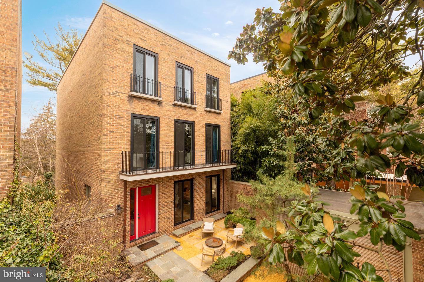 3541 ORDWAY ST NW, WASHINGTON, District Of Columbia 20016, 5 Bedrooms Bedrooms, ,5 BathroomsBathrooms,Residential,For sale,3541 ORDWAY ST NW,DCDC2205742 MLS # DCDC2205742
