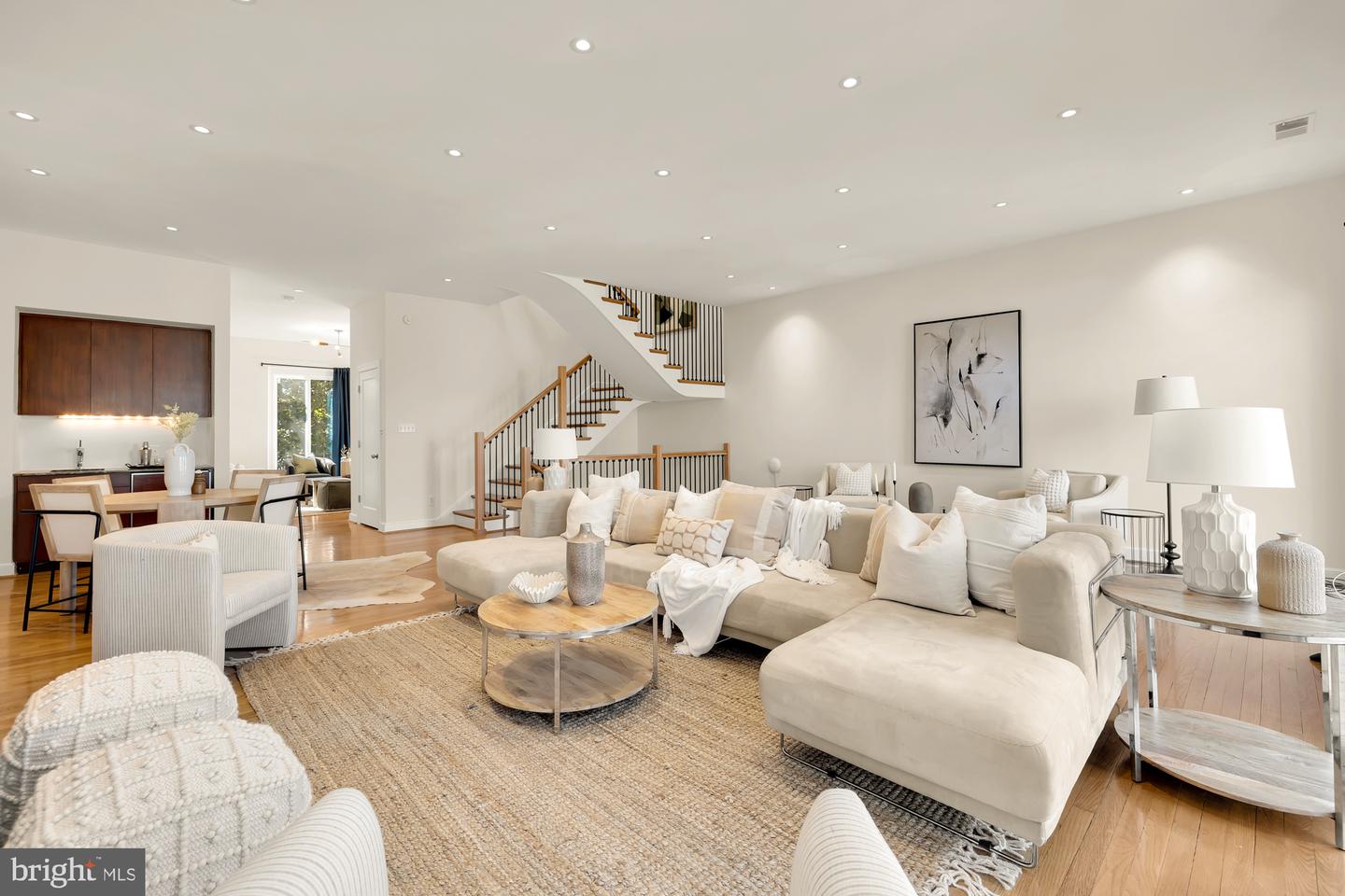 3541 ORDWAY ST NW, WASHINGTON, District Of Columbia 20016, 5 Bedrooms Bedrooms, ,5 BathroomsBathrooms,Residential,For sale,3541 ORDWAY ST NW,DCDC2205742 MLS # DCDC2205742