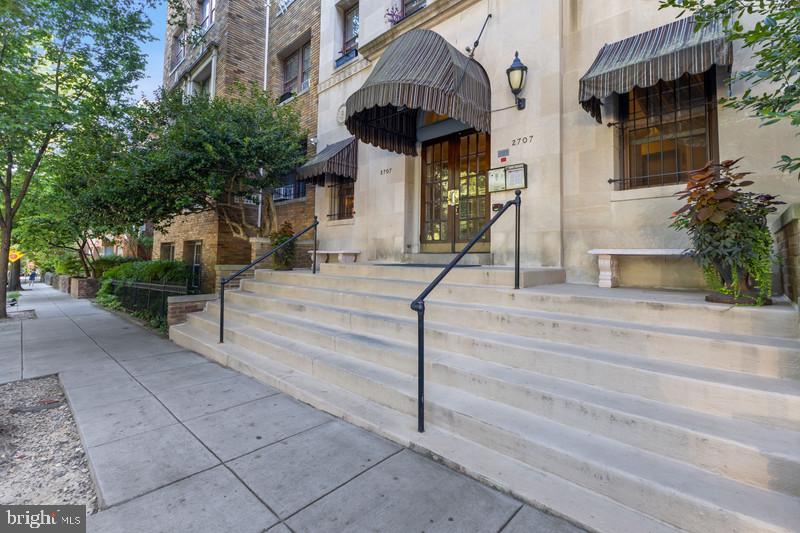 2707 ADAMS MILL RD NW #205, WASHINGTON, District Of Columbia 20009, 2 Bedrooms Bedrooms, ,1 BathroomBathrooms,Residential,For sale,2707 ADAMS MILL RD NW #205,DCDC2207220 MLS # DCDC2207220