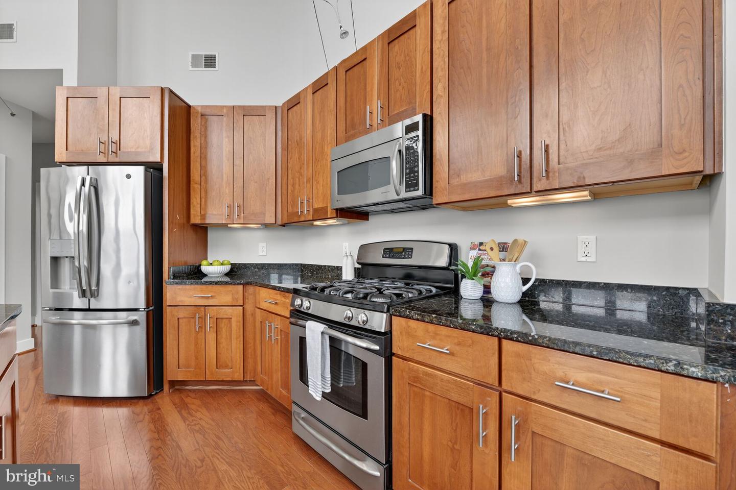 1800 WILSON BLVD #449, ARLINGTON, Virginia 22201, 2 Bedrooms Bedrooms, ,2 BathroomsBathrooms,Residential,For sale,1800 WILSON BLVD #449,VAAR2060882 MLS # VAAR2060882