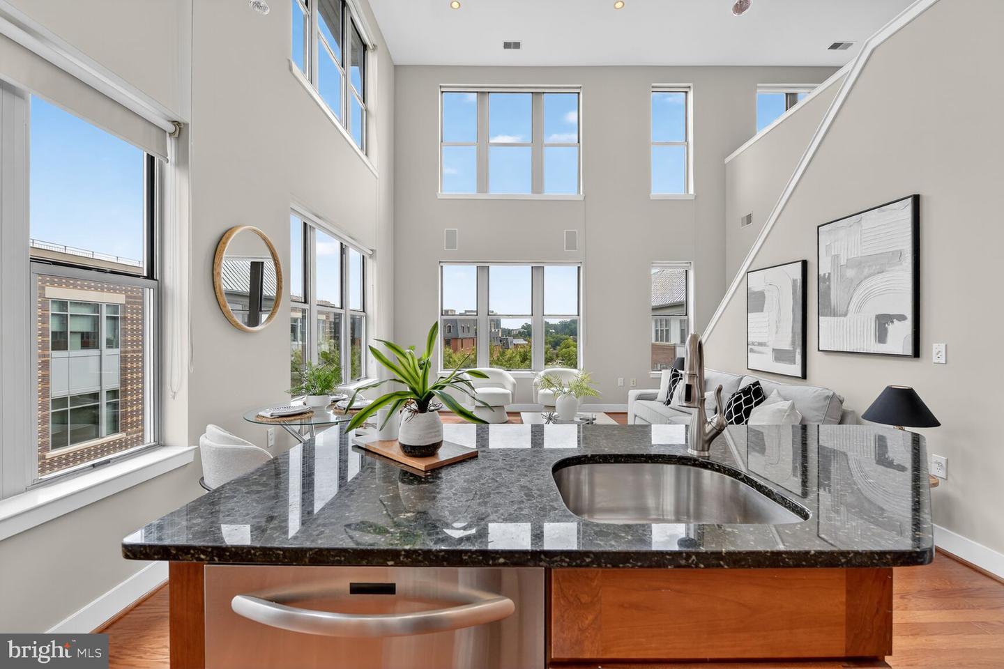 1800 WILSON BLVD #449, ARLINGTON, Virginia 22201, 2 Bedrooms Bedrooms, ,2 BathroomsBathrooms,Residential,For sale,1800 WILSON BLVD #449,VAAR2060882 MLS # VAAR2060882