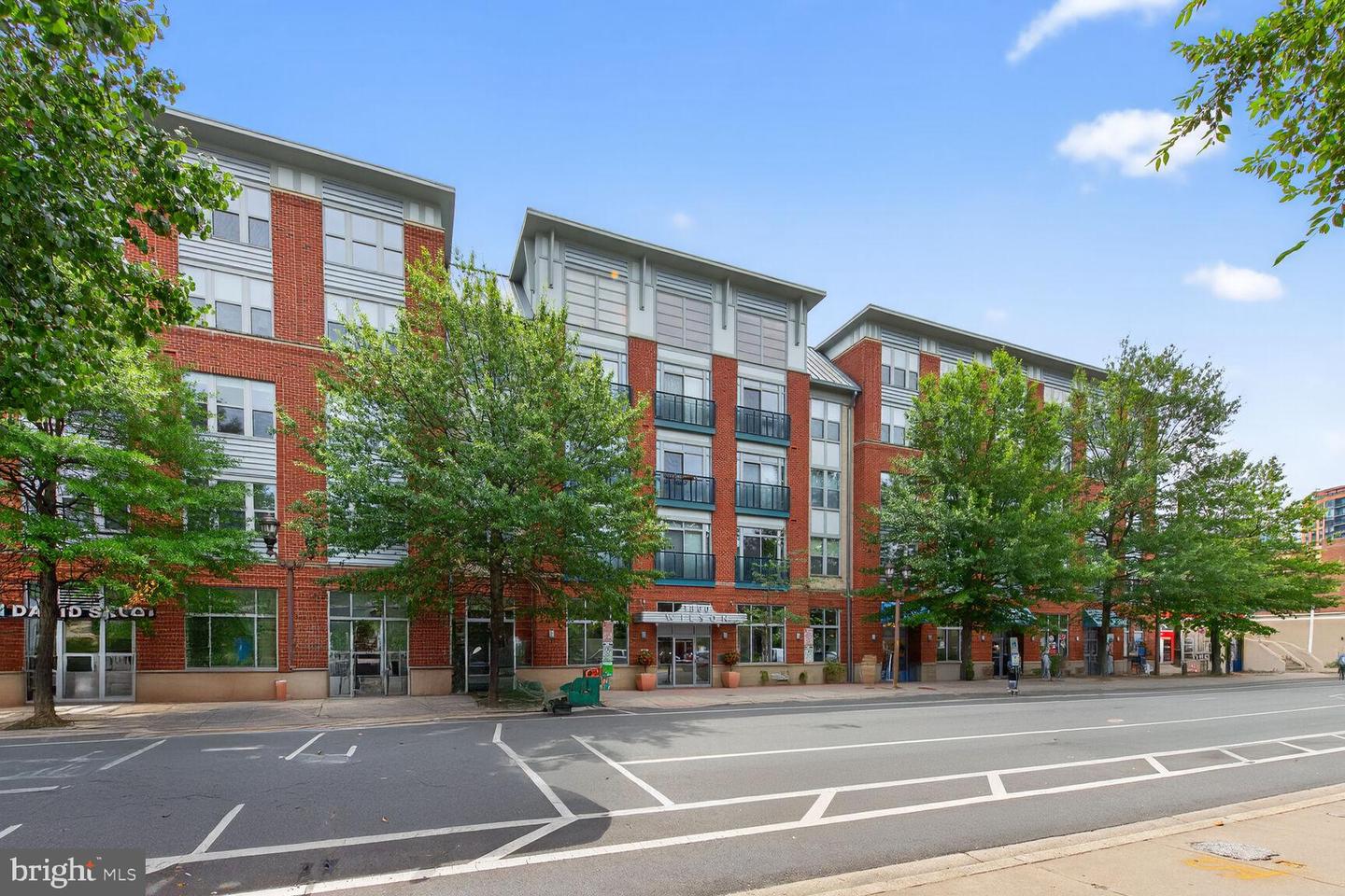 1800 WILSON BLVD #449, ARLINGTON, Virginia 22201, 2 Bedrooms Bedrooms, ,2 BathroomsBathrooms,Residential,For sale,1800 WILSON BLVD #449,VAAR2060882 MLS # VAAR2060882