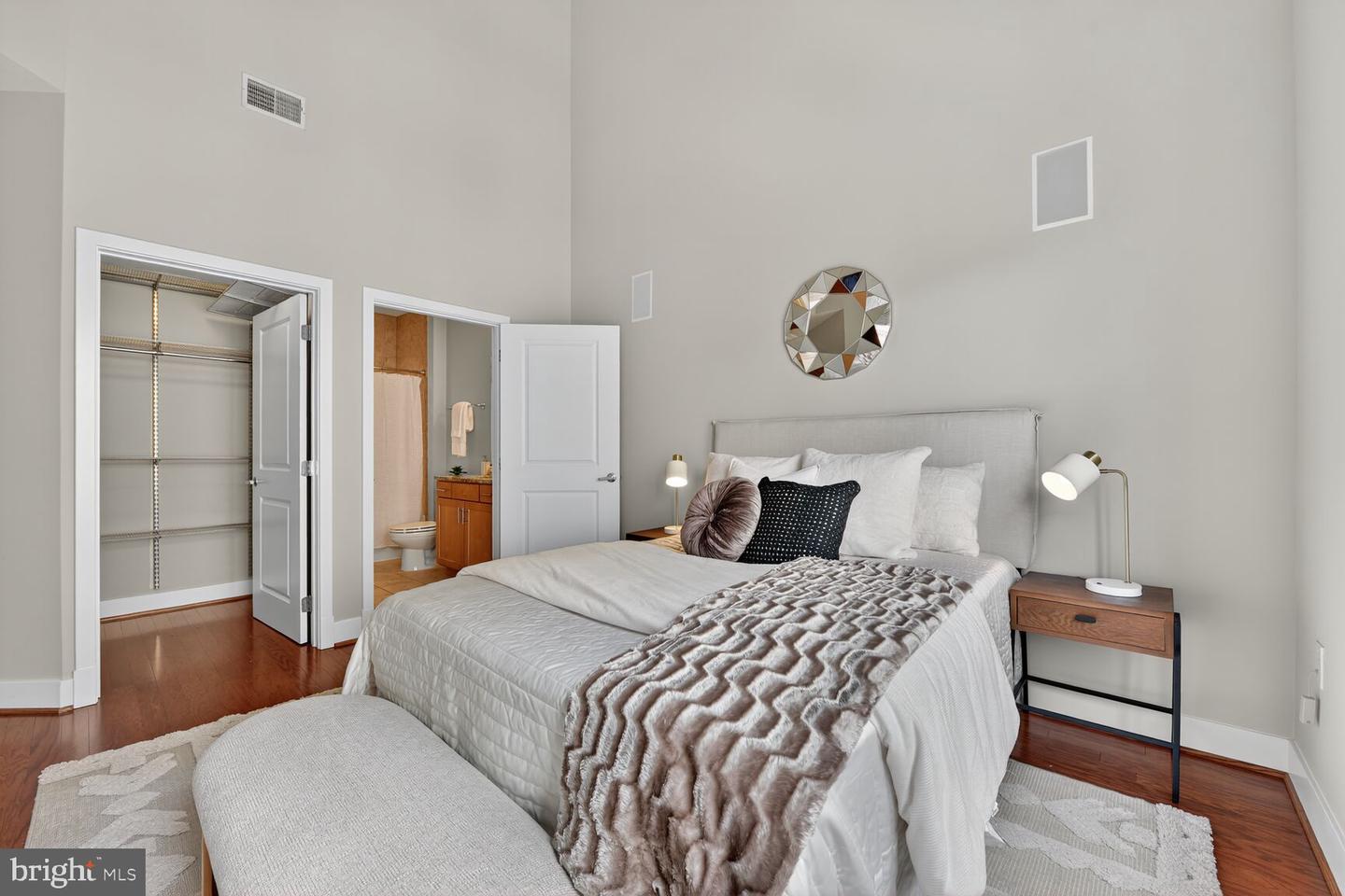 1800 WILSON BLVD #449, ARLINGTON, Virginia 22201, 2 Bedrooms Bedrooms, ,2 BathroomsBathrooms,Residential,For sale,1800 WILSON BLVD #449,VAAR2060882 MLS # VAAR2060882