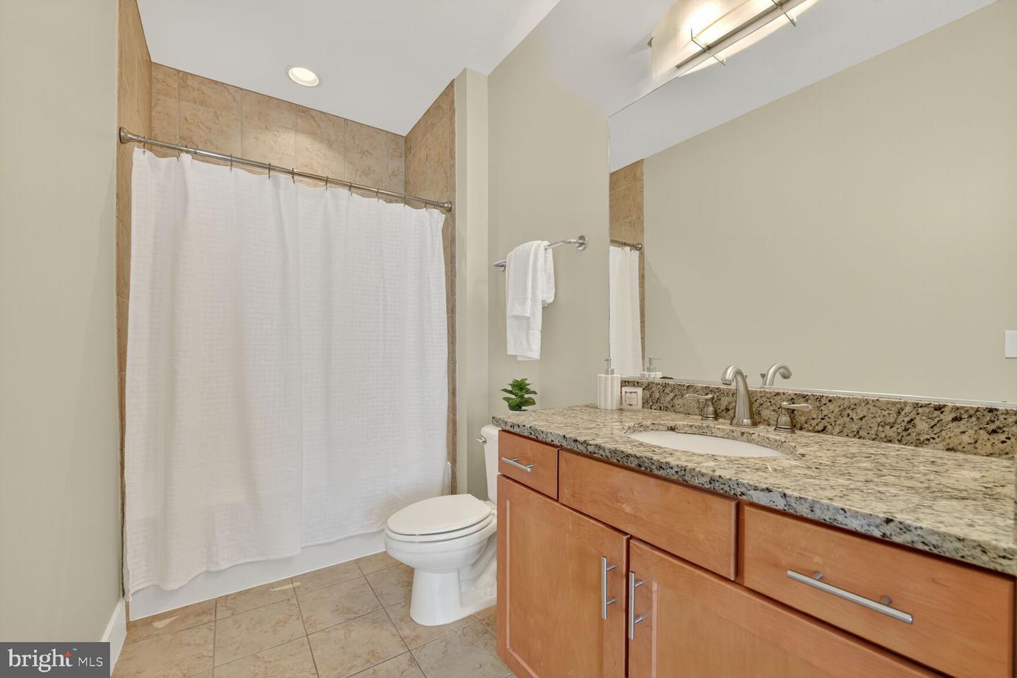 1800 WILSON BLVD #449, ARLINGTON, Virginia 22201, 2 Bedrooms Bedrooms, ,2 BathroomsBathrooms,Residential,For sale,1800 WILSON BLVD #449,VAAR2060882 MLS # VAAR2060882