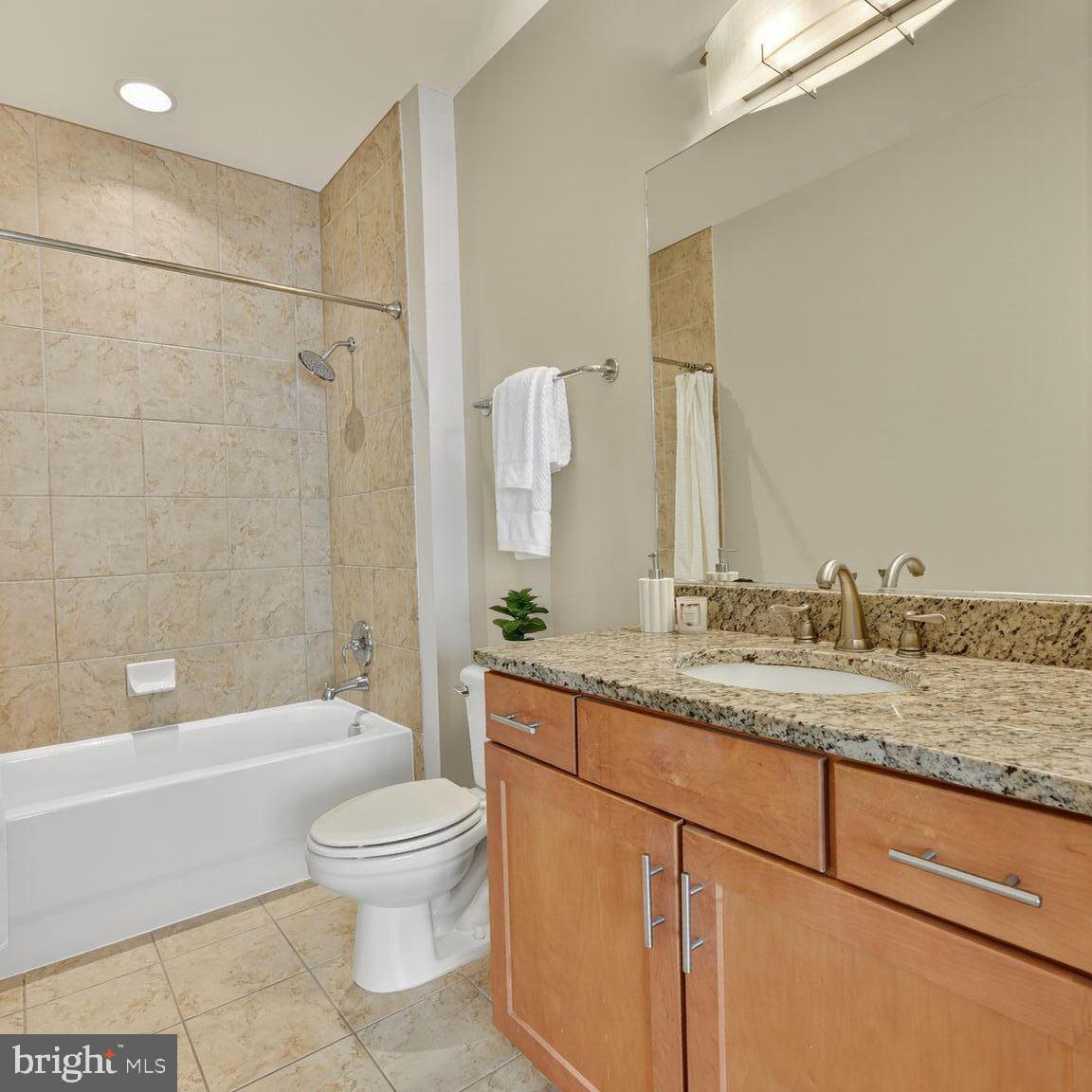 1800 WILSON BLVD #449, ARLINGTON, Virginia 22201, 2 Bedrooms Bedrooms, ,2 BathroomsBathrooms,Residential,For sale,1800 WILSON BLVD #449,VAAR2060882 MLS # VAAR2060882