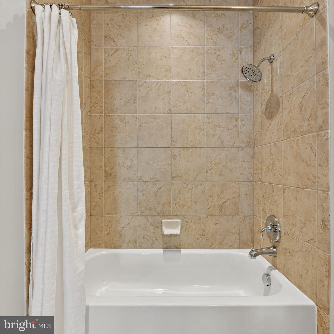 1800 WILSON BLVD #449, ARLINGTON, Virginia 22201, 2 Bedrooms Bedrooms, ,2 BathroomsBathrooms,Residential,For sale,1800 WILSON BLVD #449,VAAR2060882 MLS # VAAR2060882