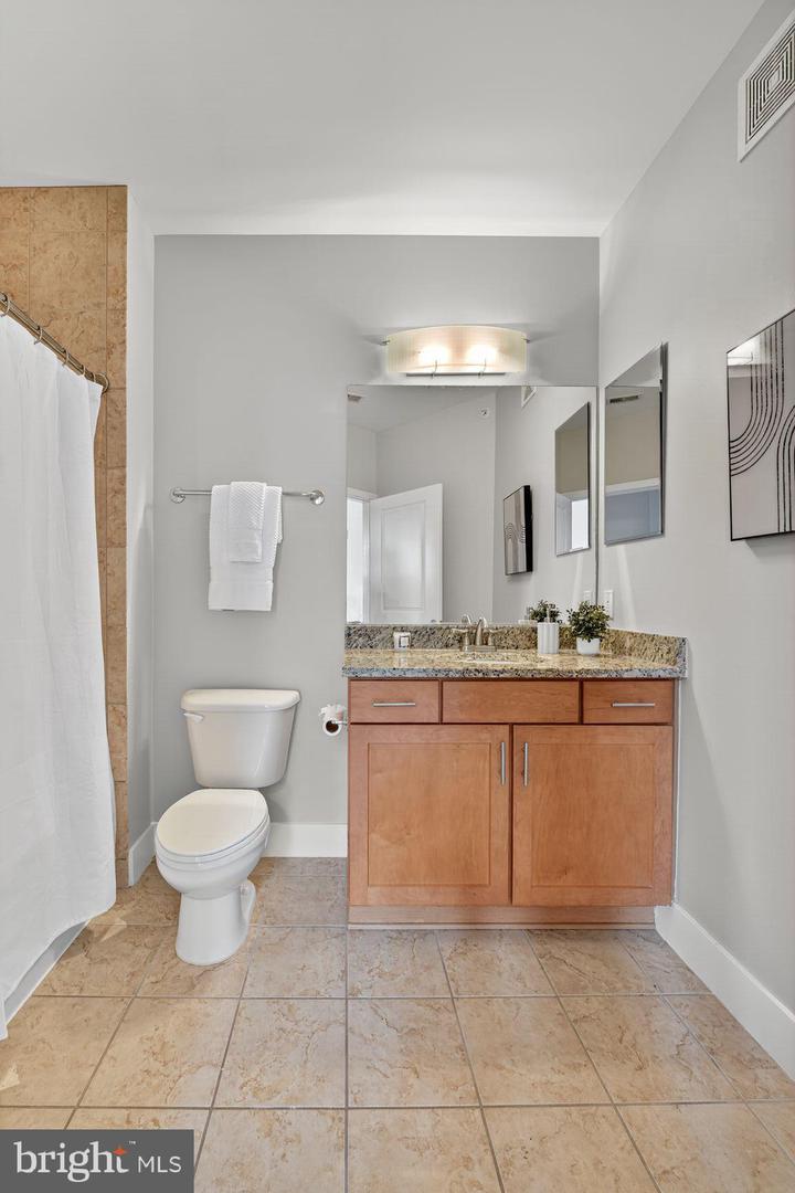 1800 WILSON BLVD #449, ARLINGTON, Virginia 22201, 2 Bedrooms Bedrooms, ,2 BathroomsBathrooms,Residential,For sale,1800 WILSON BLVD #449,VAAR2060882 MLS # VAAR2060882