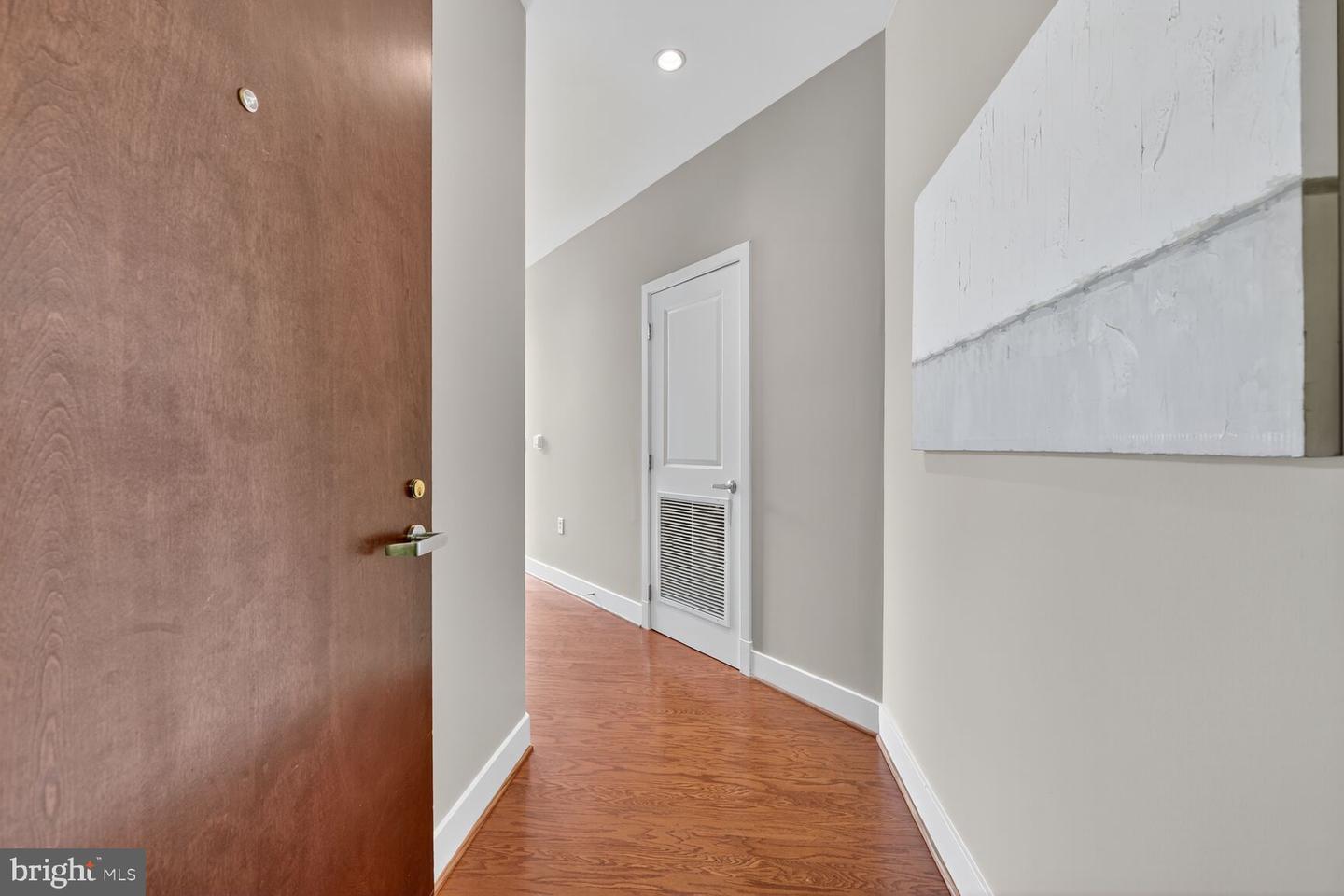 1800 WILSON BLVD #449, ARLINGTON, Virginia 22201, 2 Bedrooms Bedrooms, ,2 BathroomsBathrooms,Residential,For sale,1800 WILSON BLVD #449,VAAR2060882 MLS # VAAR2060882