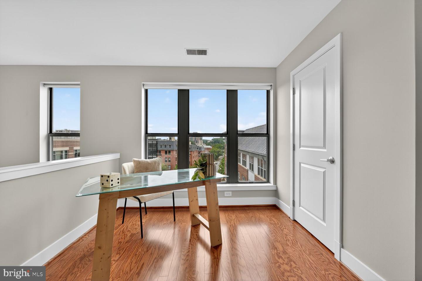 1800 WILSON BLVD #449, ARLINGTON, Virginia 22201, 2 Bedrooms Bedrooms, ,2 BathroomsBathrooms,Residential,For sale,1800 WILSON BLVD #449,VAAR2060882 MLS # VAAR2060882