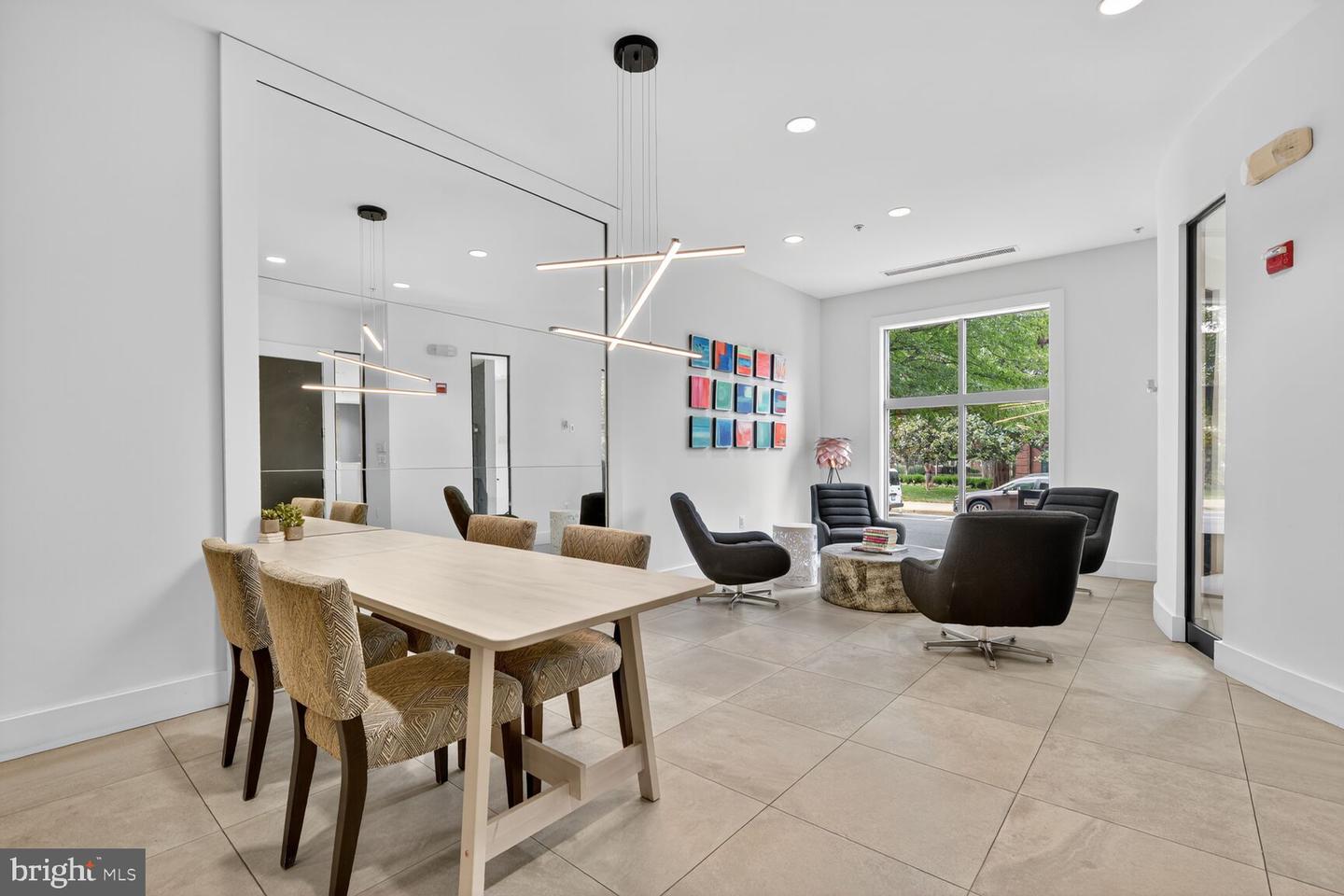 1800 WILSON BLVD #449, ARLINGTON, Virginia 22201, 2 Bedrooms Bedrooms, ,2 BathroomsBathrooms,Residential,For sale,1800 WILSON BLVD #449,VAAR2060882 MLS # VAAR2060882