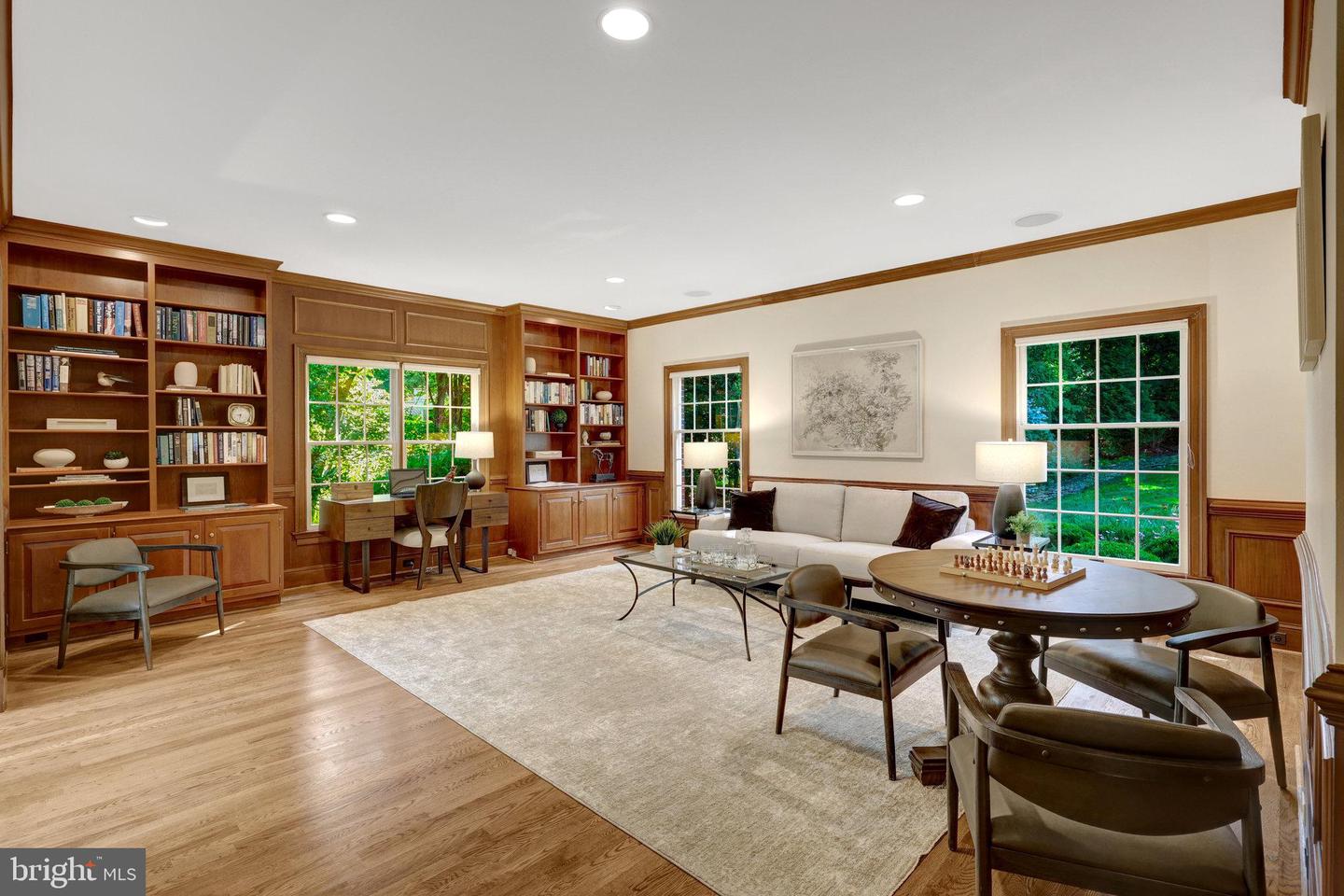 8014 GREENWICH WOODS DR, MCLEAN, Virginia 22102, 6 Bedrooms Bedrooms, ,4 BathroomsBathrooms,Residential,For sale,8014 GREENWICH WOODS DR,VAFX2256038 MLS # VAFX2256038
