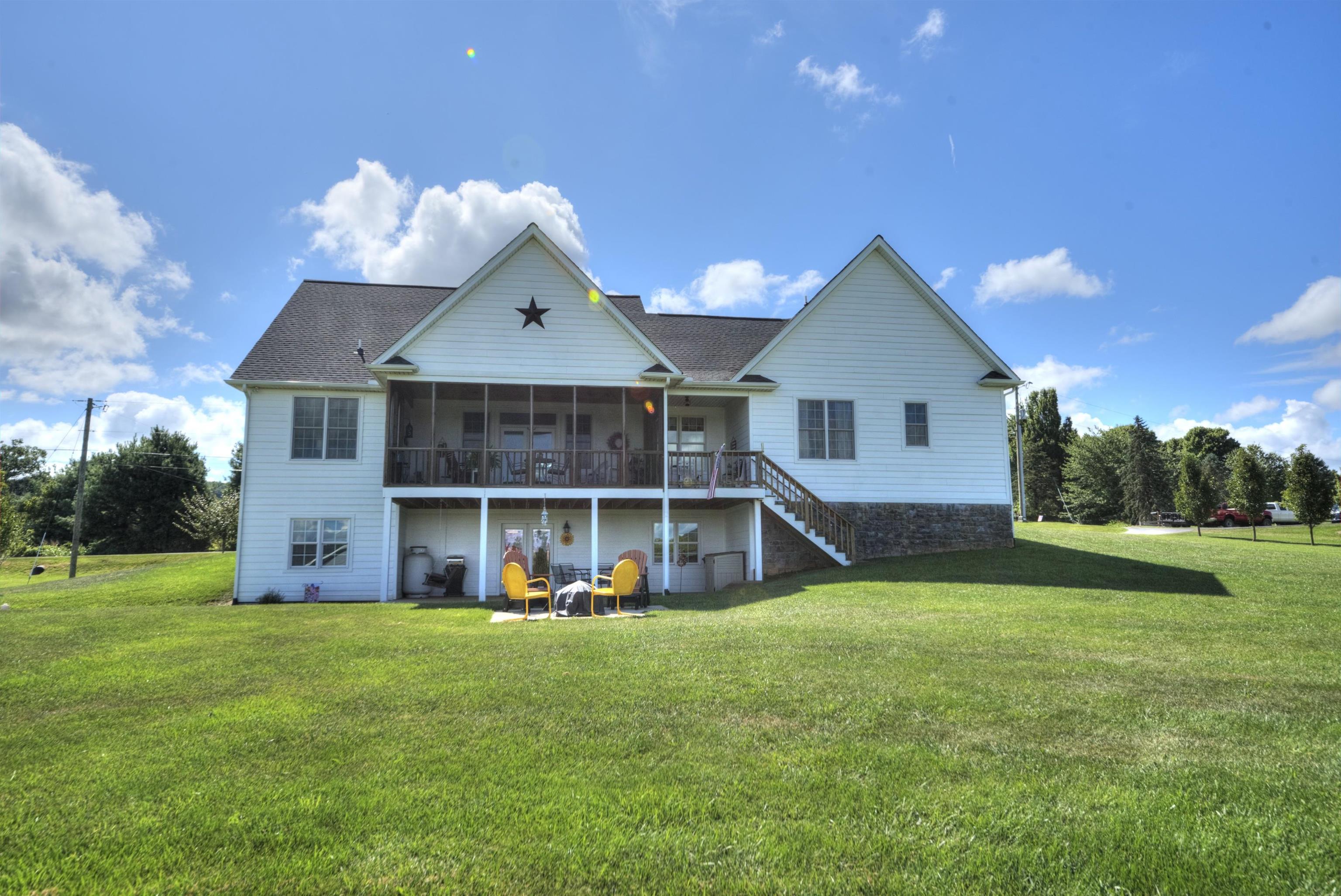 454 GUTHRIE RD, STUARTS DRAFT, Virginia 24477, 3 Bedrooms Bedrooms, ,2 BathroomsBathrooms,Residential,454 GUTHRIE RD,668376 MLS # 668376