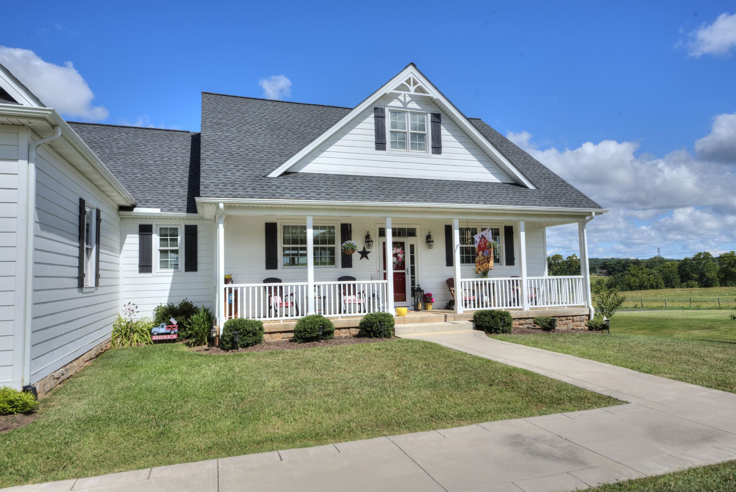 454 GUTHRIE RD, STUARTS DRAFT, Virginia 24477, 3 Bedrooms Bedrooms, ,2 BathroomsBathrooms,Residential,454 GUTHRIE RD,668376 MLS # 668376