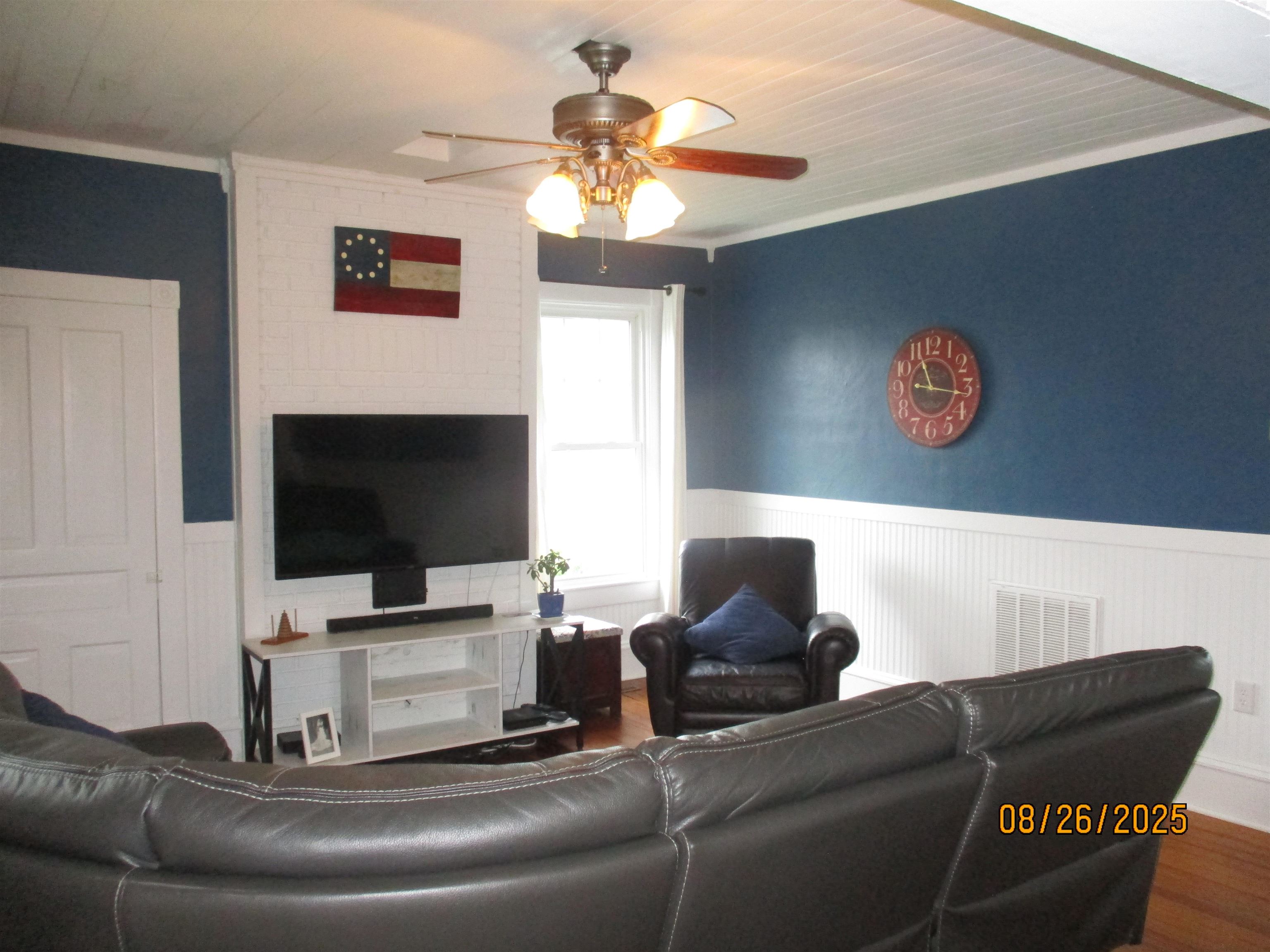 634 NEW HOPE AND CRIMORA RD, FORT DEFIANCE, Virginia 24437, 3 Bedrooms Bedrooms, ,2 BathroomsBathrooms,Residential,Farm Living with Mountian Views at its best !!!,634 NEW HOPE AND CRIMORA RD,668380 MLS # 668380