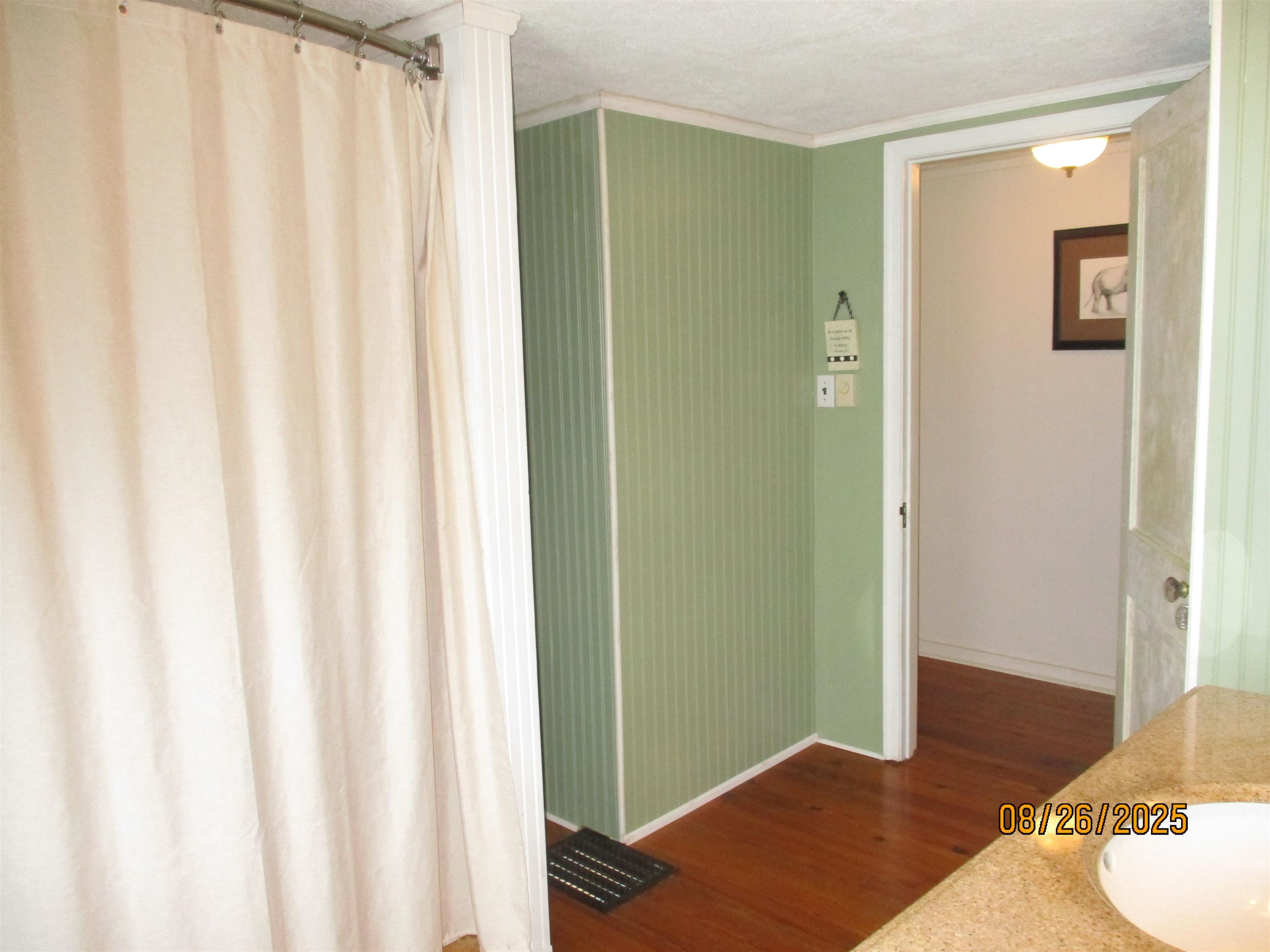 634 NEW HOPE AND CRIMORA RD, FORT DEFIANCE, Virginia 24437, 3 Bedrooms Bedrooms, ,2 BathroomsBathrooms,Residential,Farm Living with Mountian Views at its best !!!,634 NEW HOPE AND CRIMORA RD,668380 MLS # 668380