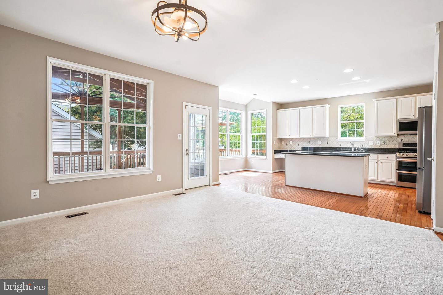 26096 FLINTONBRIDGE DR, CHANTILLY, Virginia 20152, 4 Bedrooms Bedrooms, ,3 BathroomsBathrooms,Residential,For sale,26096 FLINTONBRIDGE DR,VALO2103062 MLS # VALO2103062